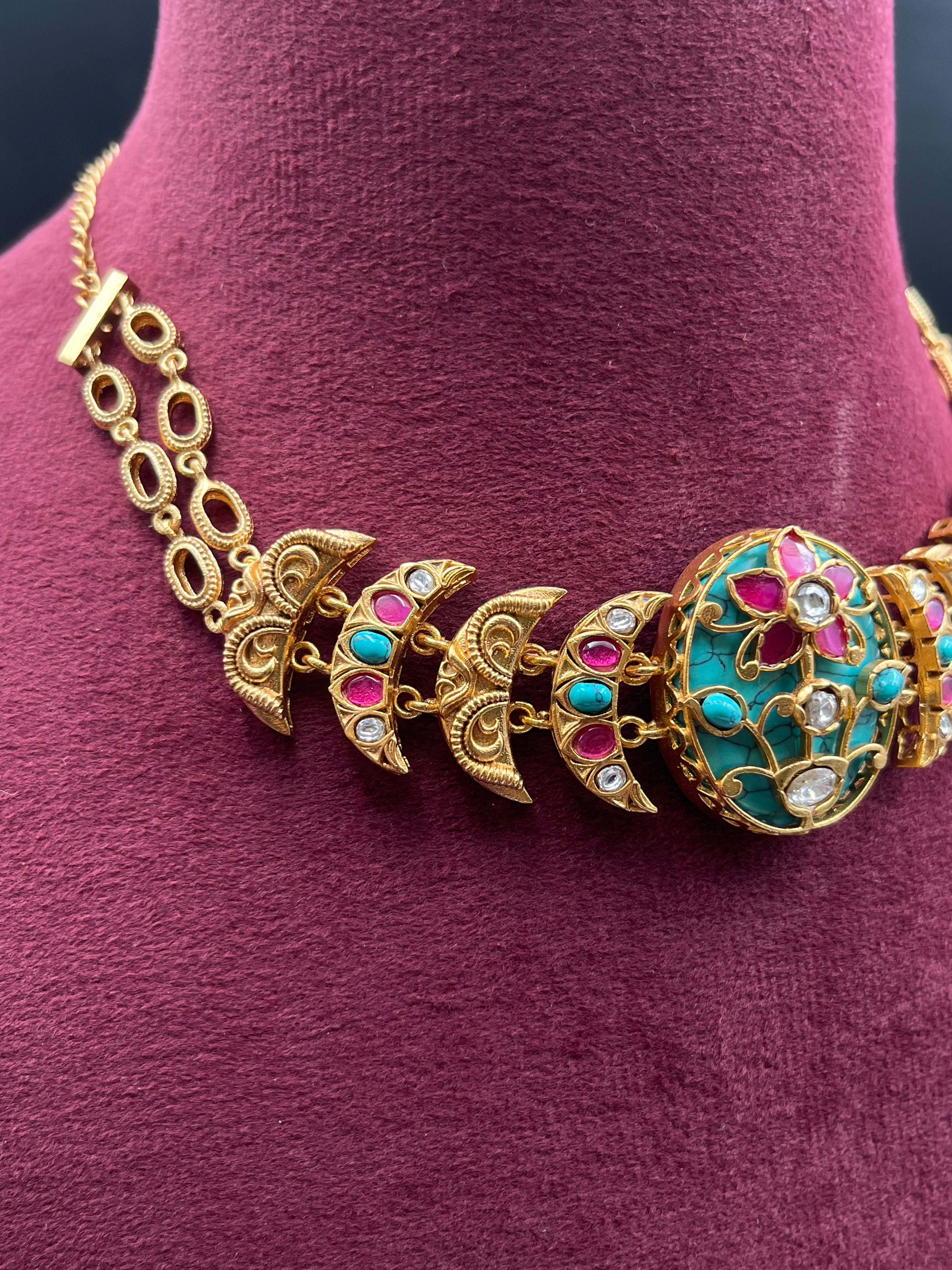 SUNAKASHI NECKLACE