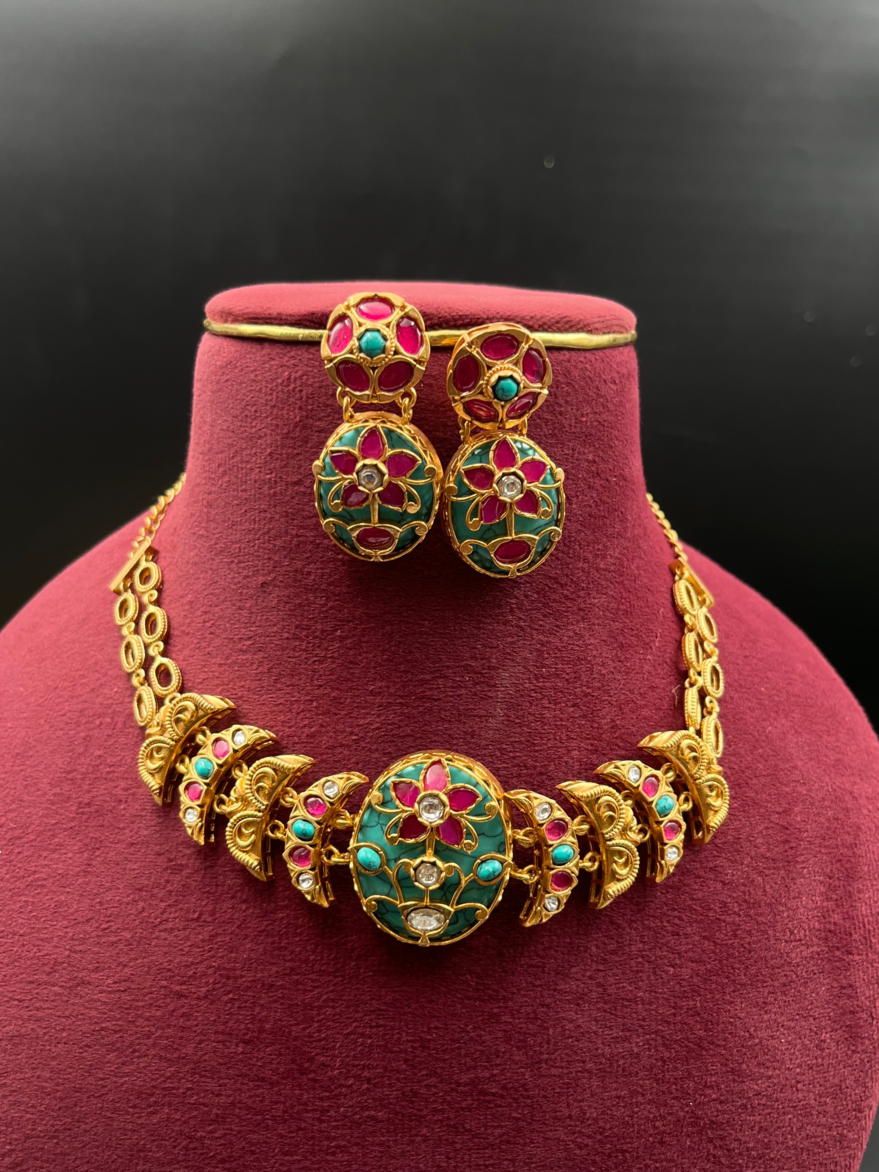 SUNAKASHI NECKLACE