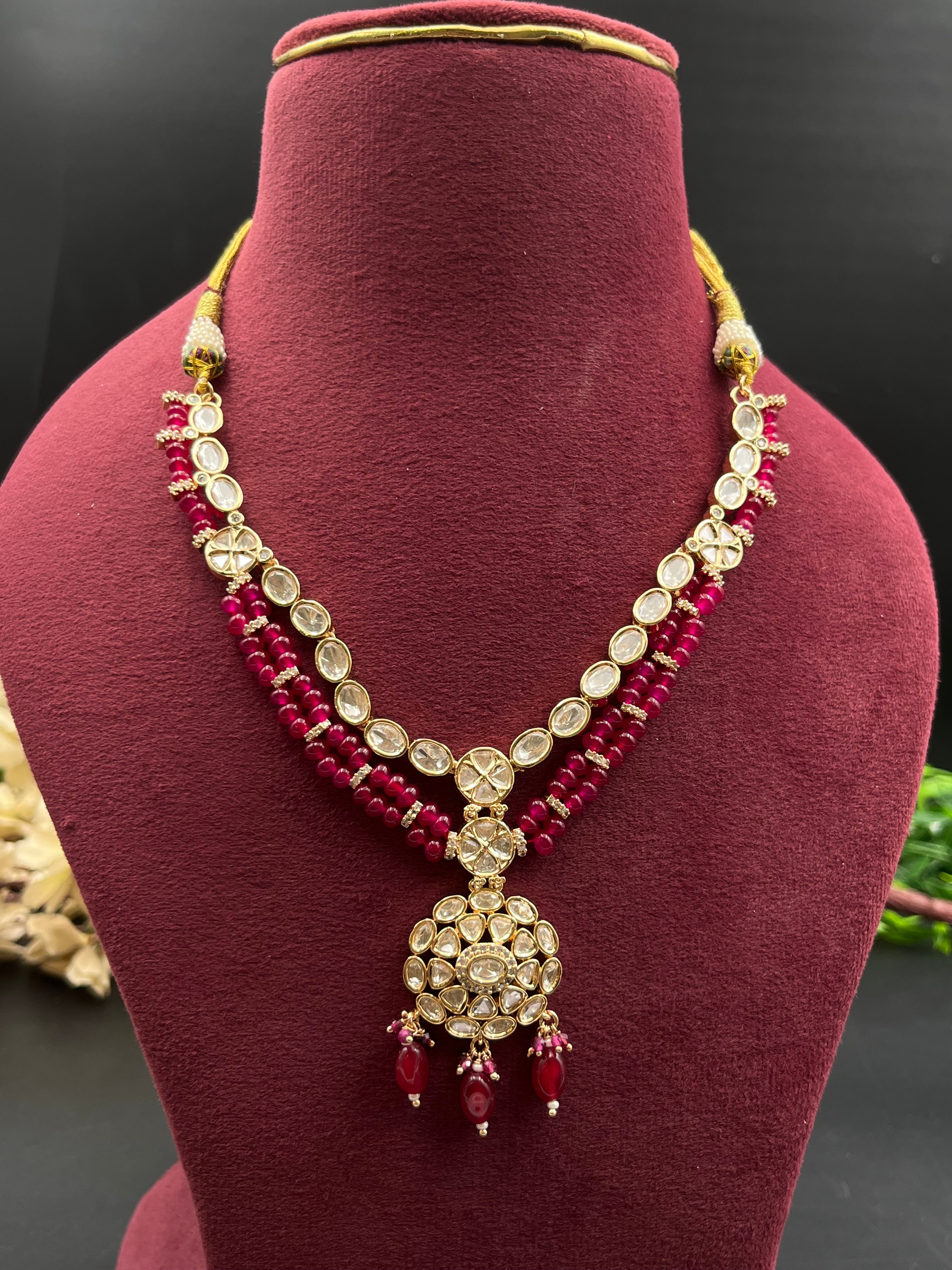 VINI NECKLACE