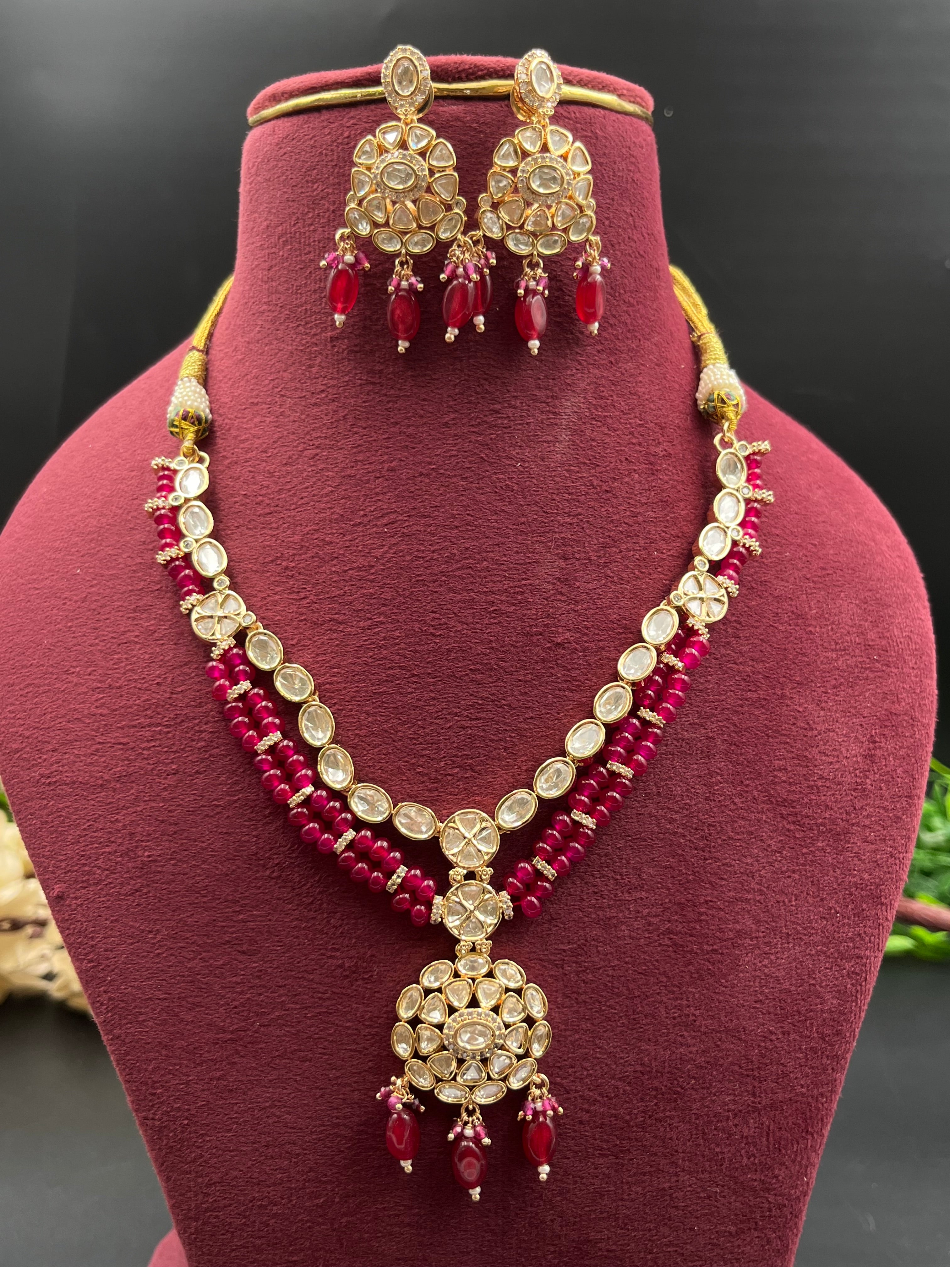 VINI NECKLACE