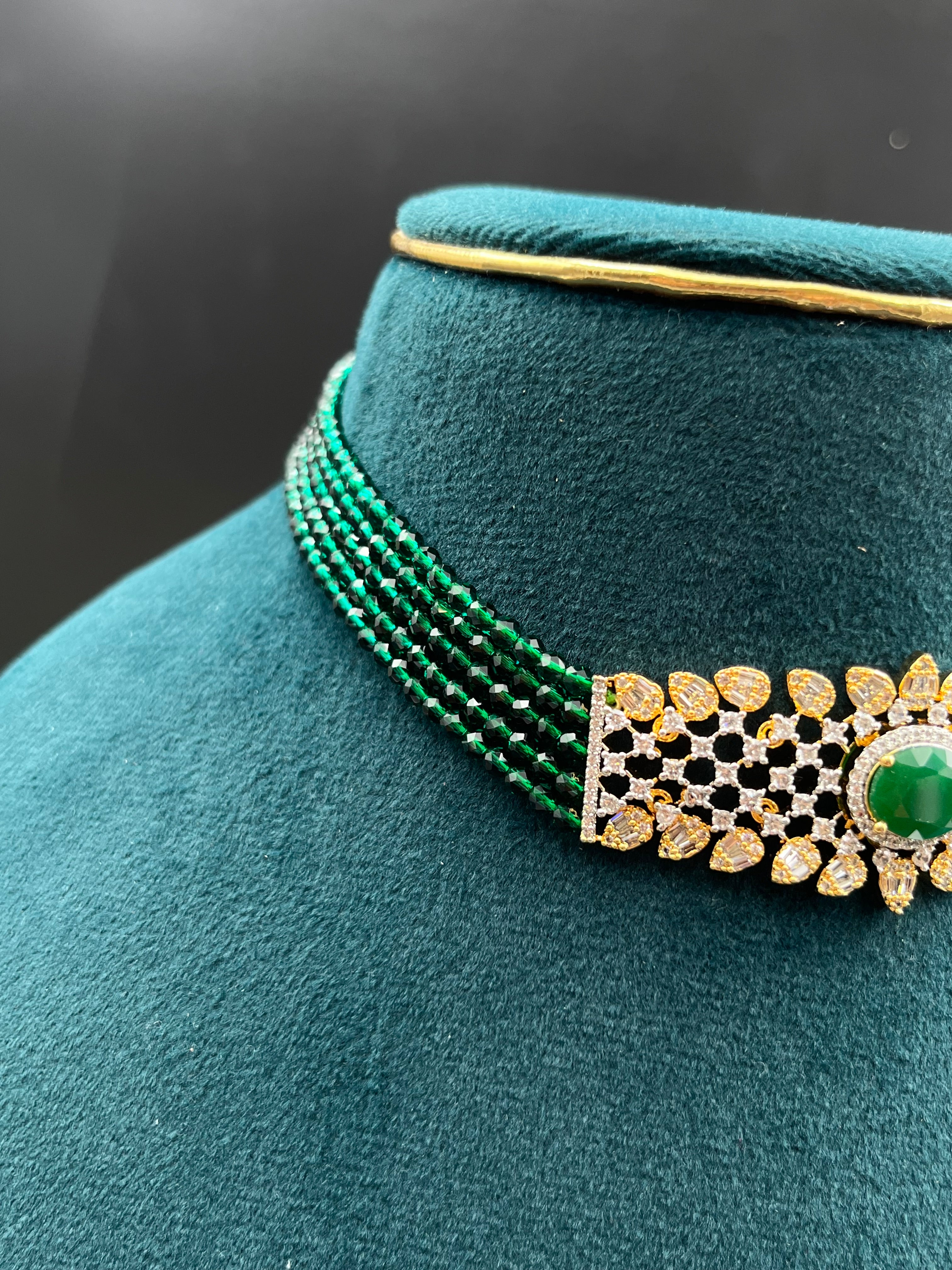 PRITI NECKLACE