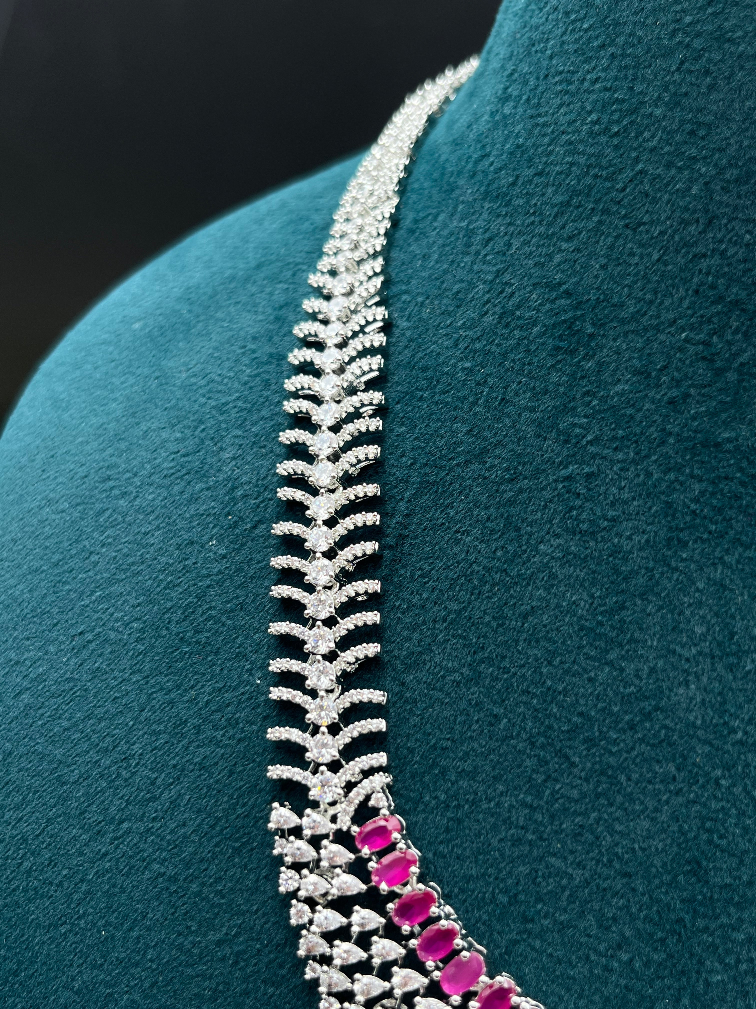 RMIAU NECKLACE