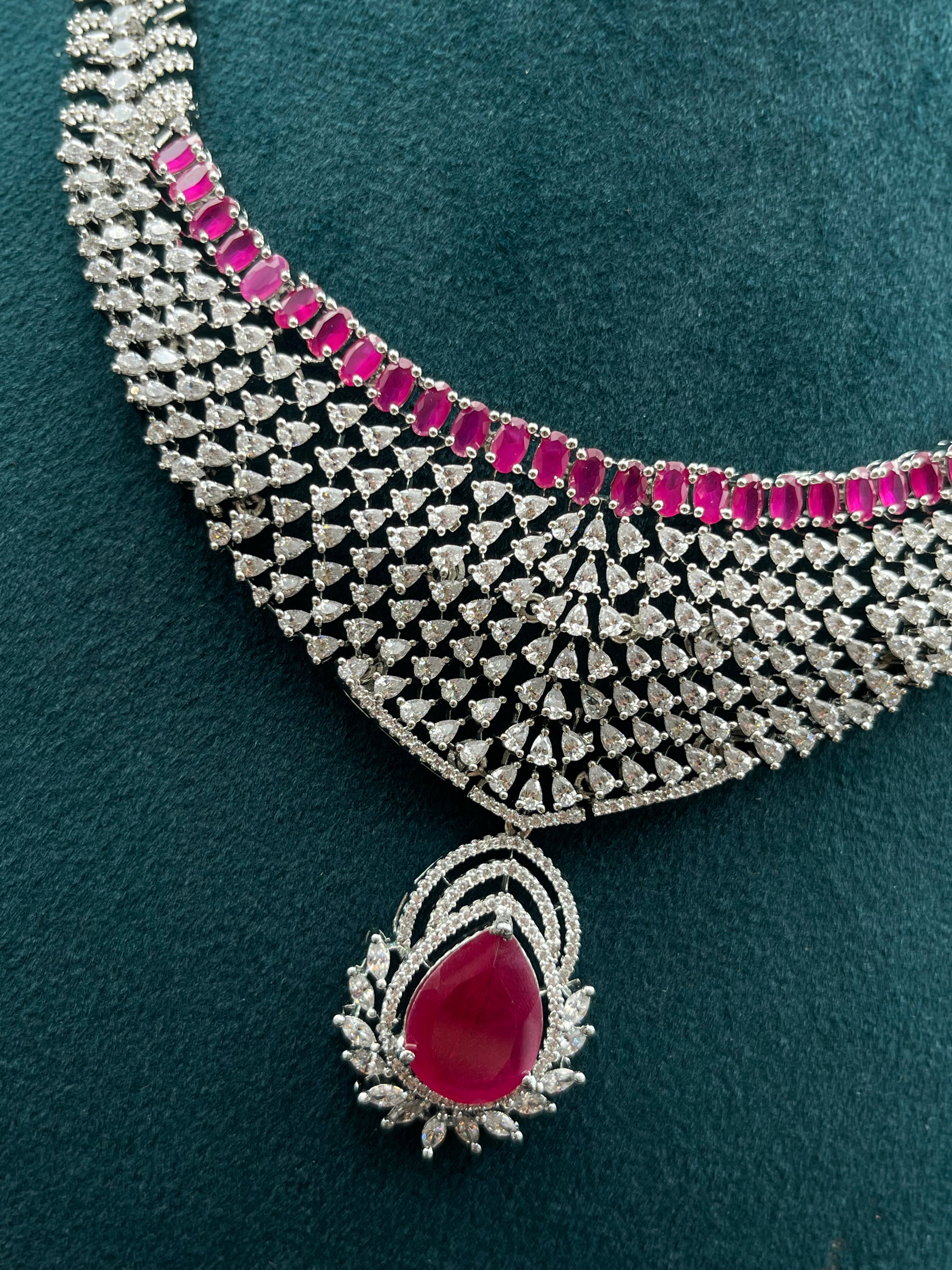 RMIAU NECKLACE
