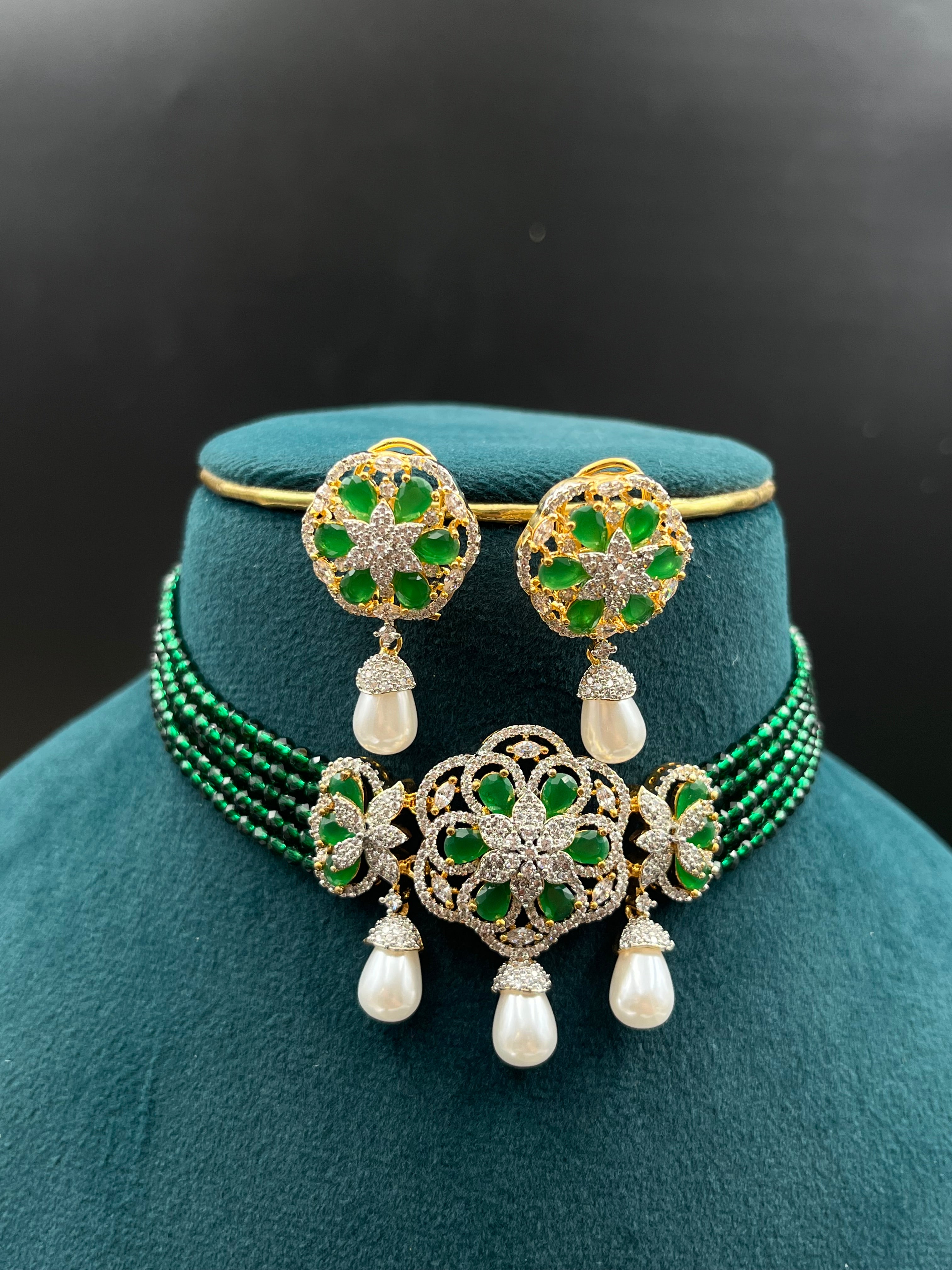 FIZA NECKLACE
