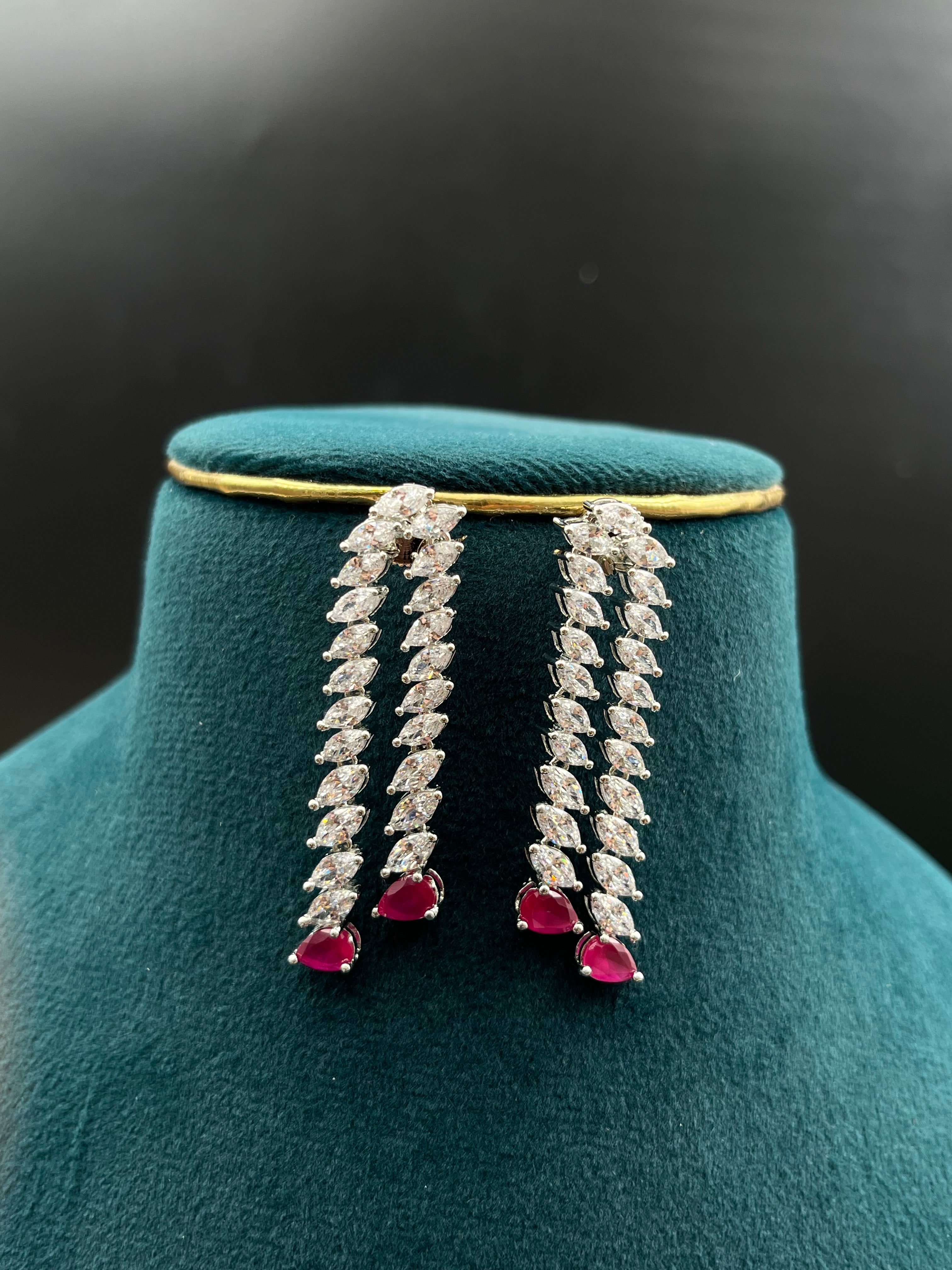 MAYA NECKLACE