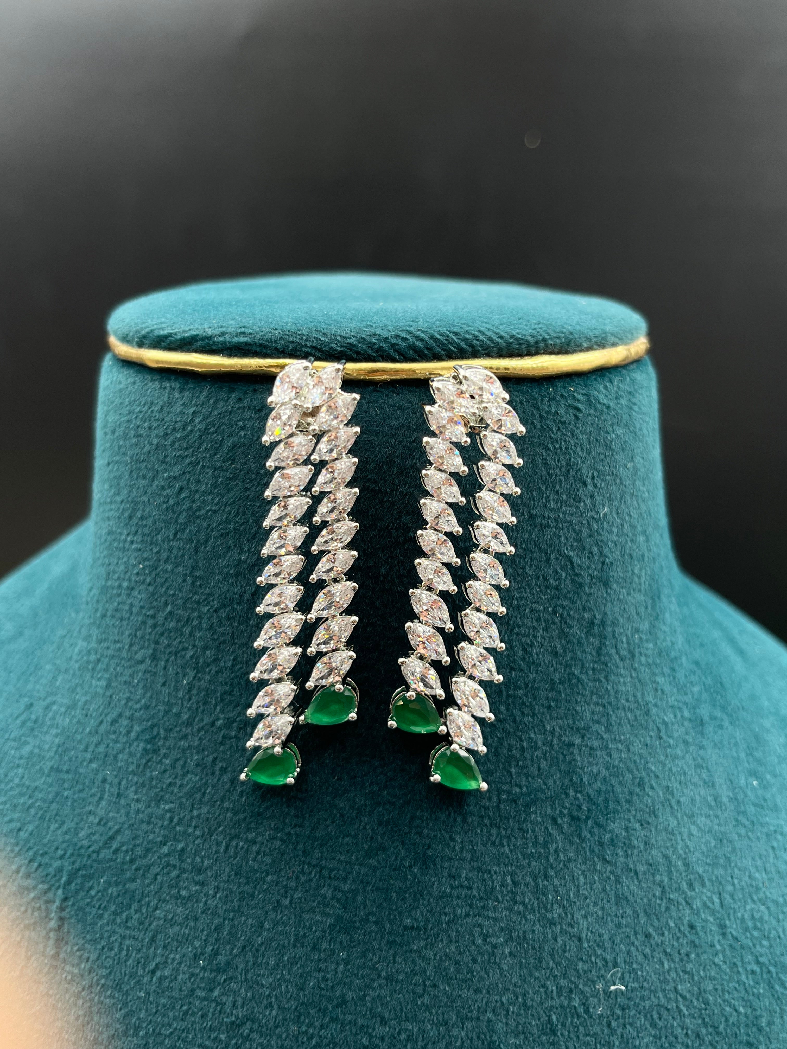 MAYA NECKLACE