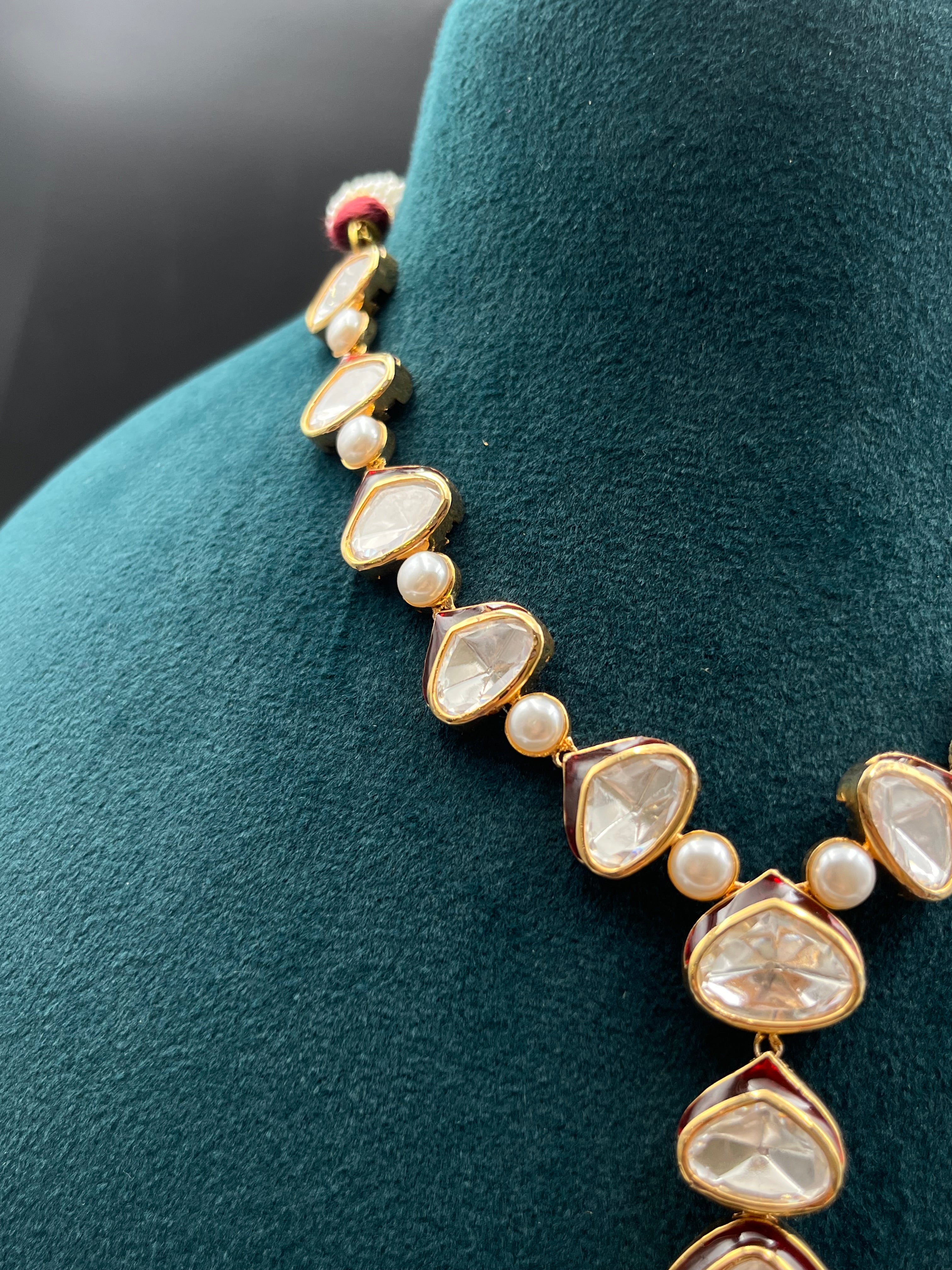 SAROJ NECKLACE