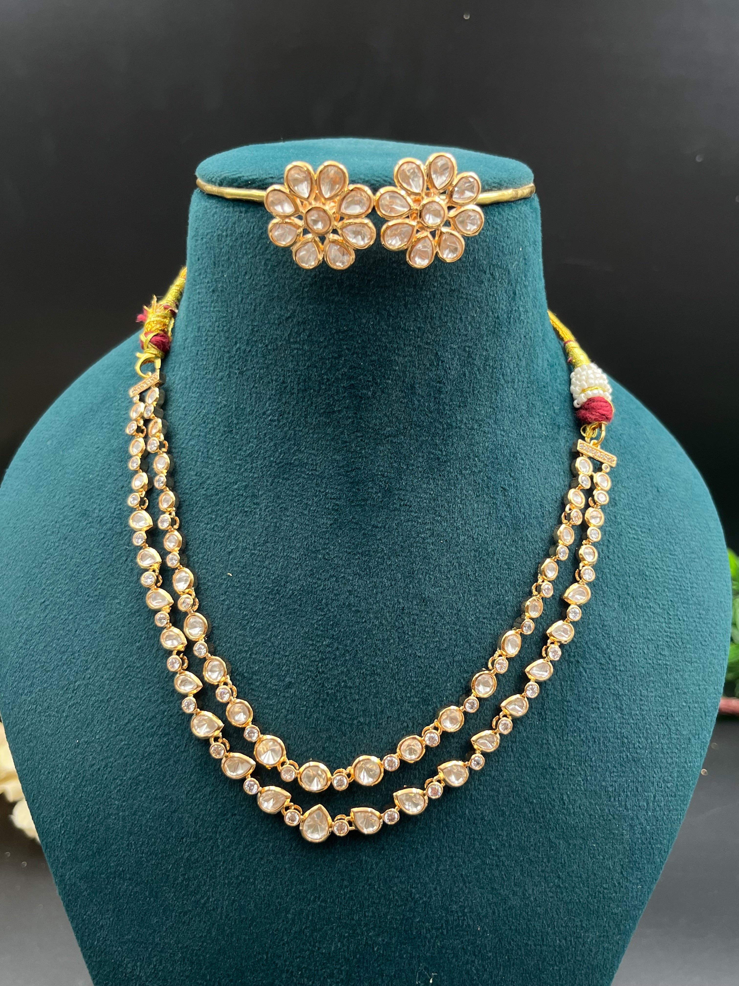 MANU NECKLACE