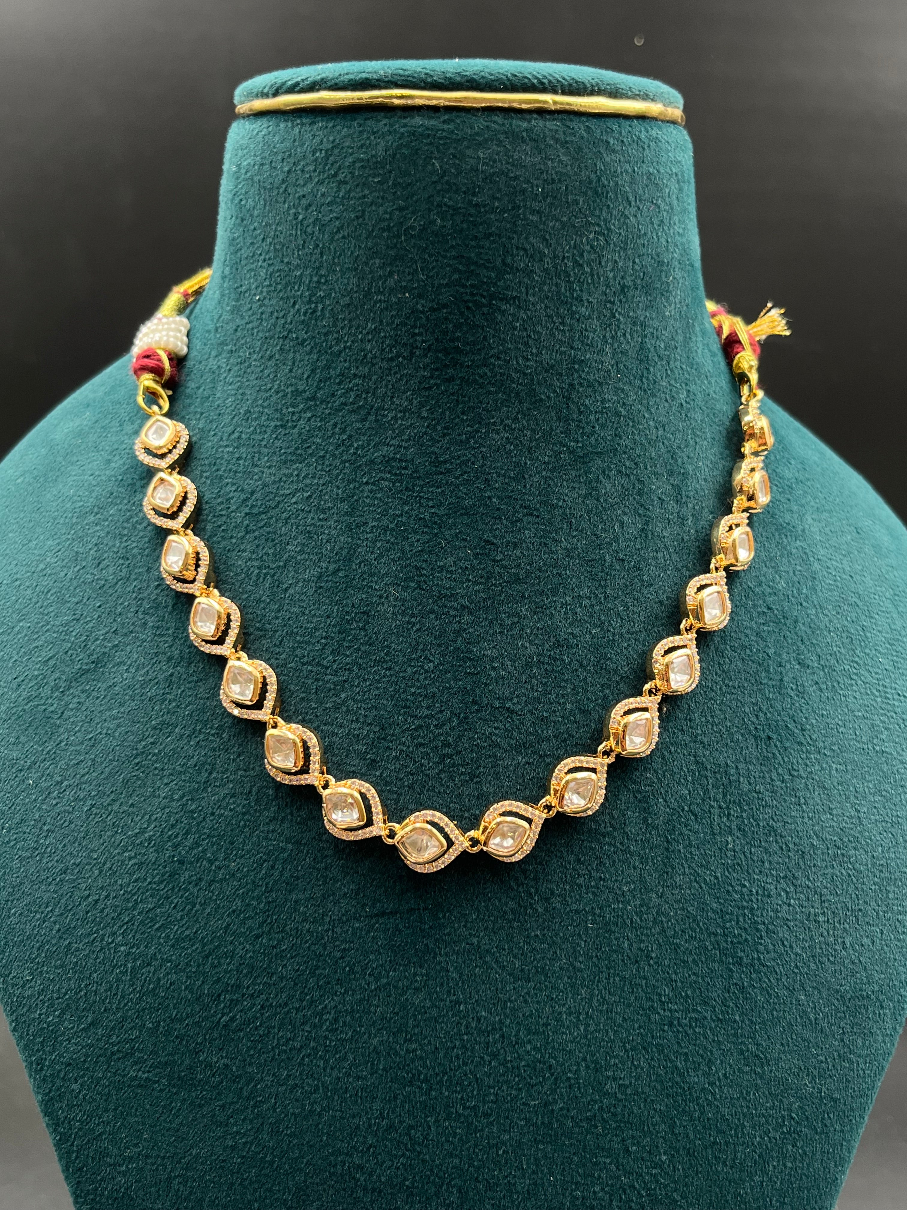 NISHA NECKLACE