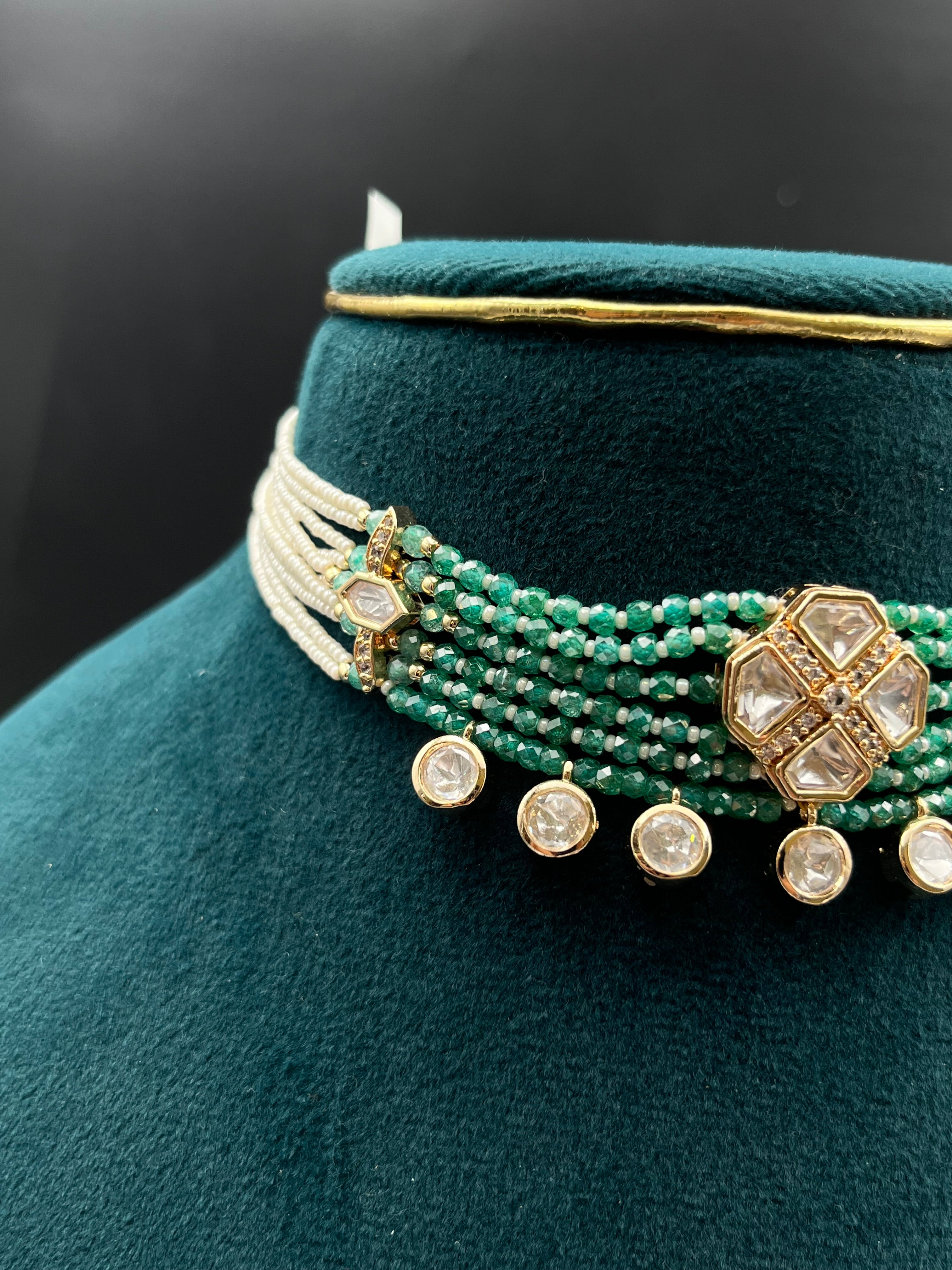 AALIYA NECKLACE