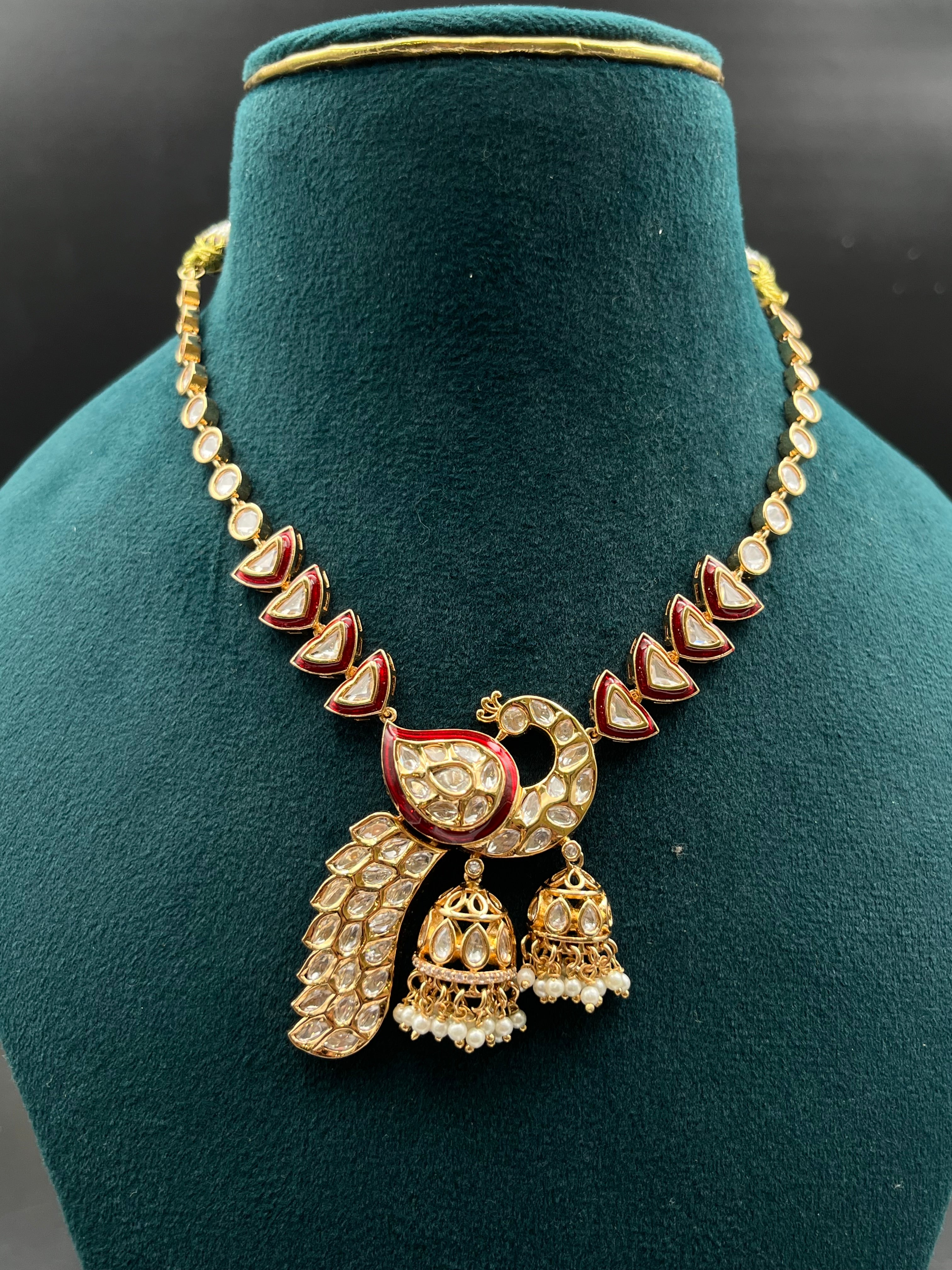 GAYU NECKLACE