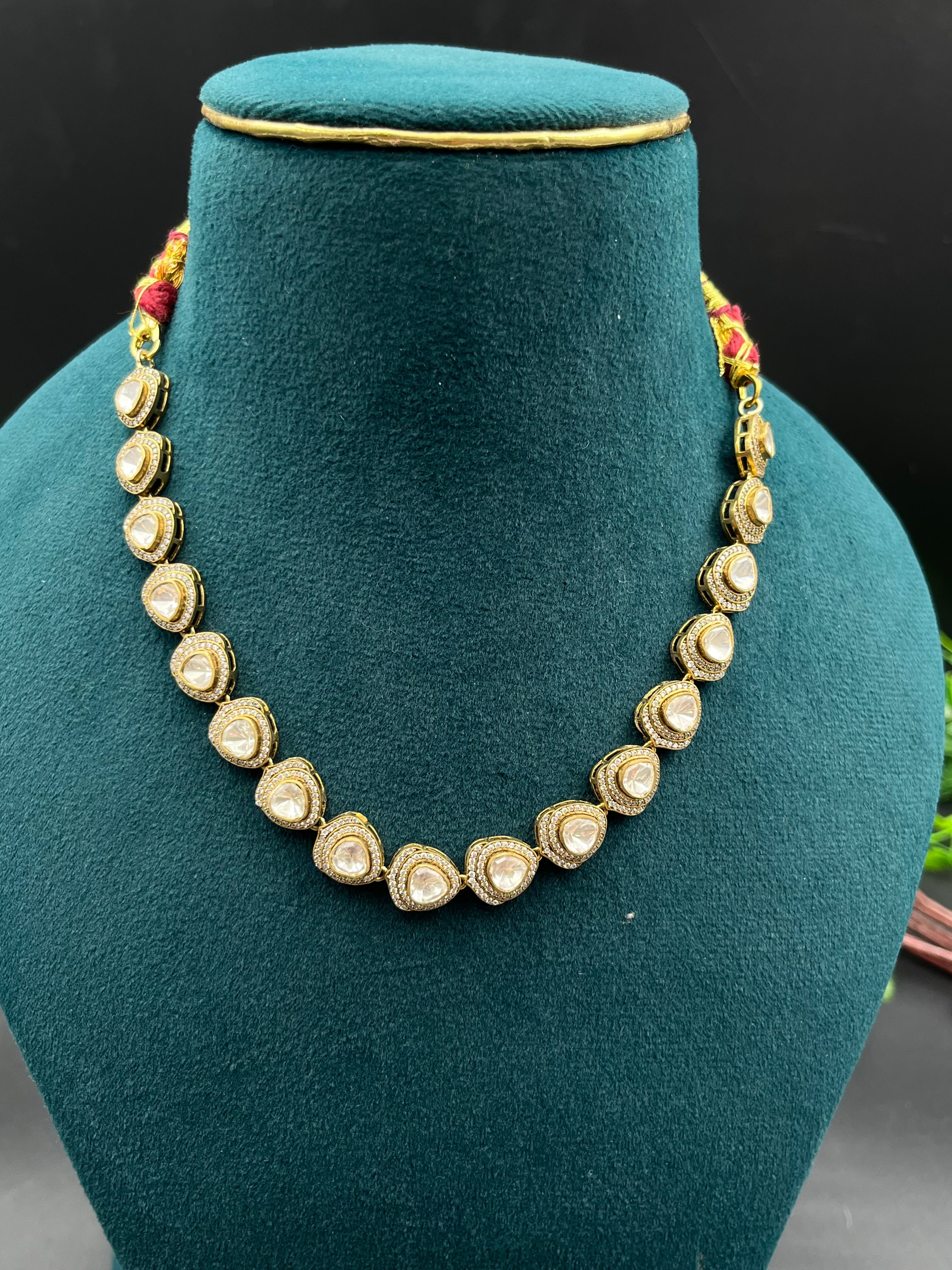 KUSHNUMA NECKLACE