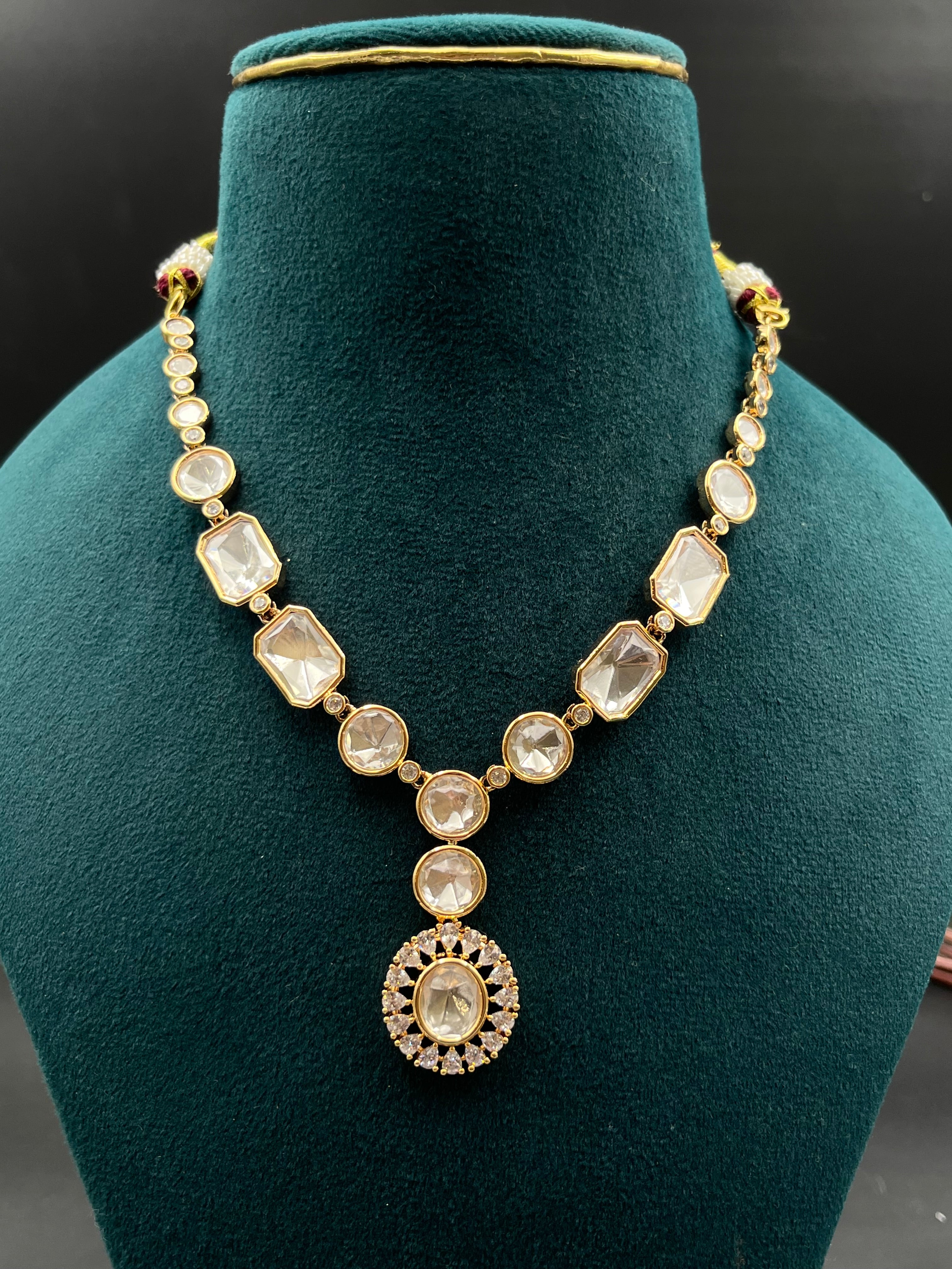 LAXITA NECKLACE
