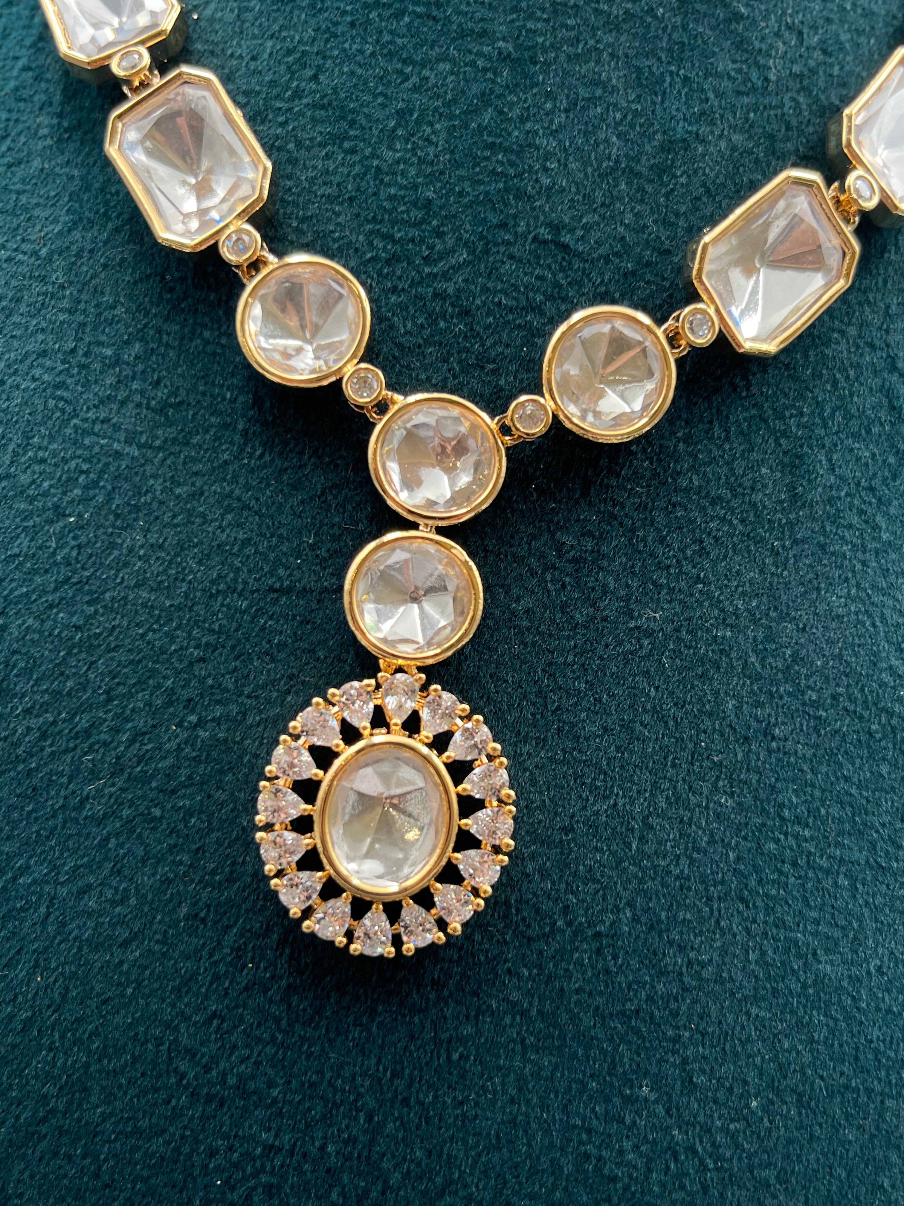 LAXITA NECKLACE