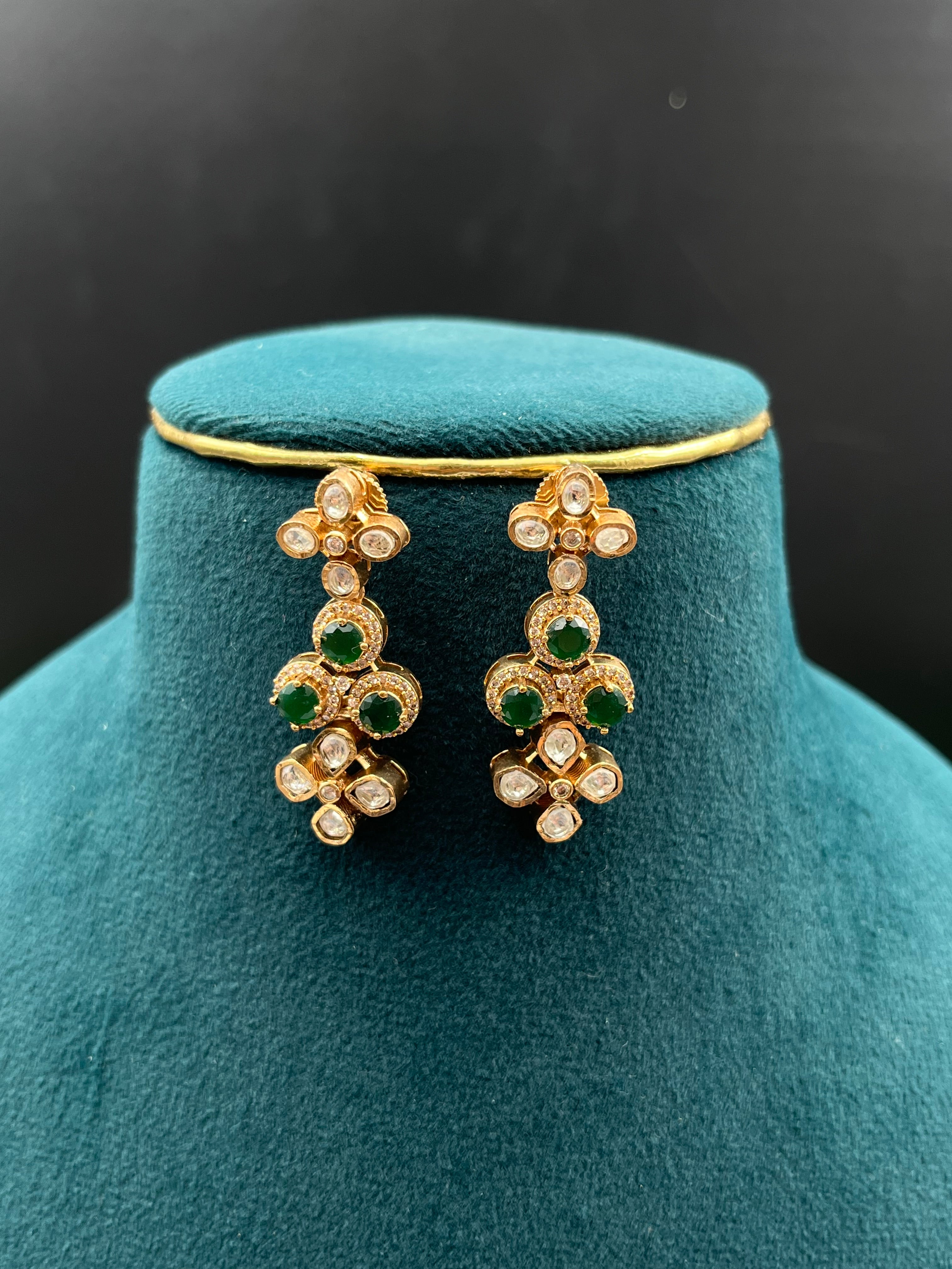 MANUJA NECKLACE