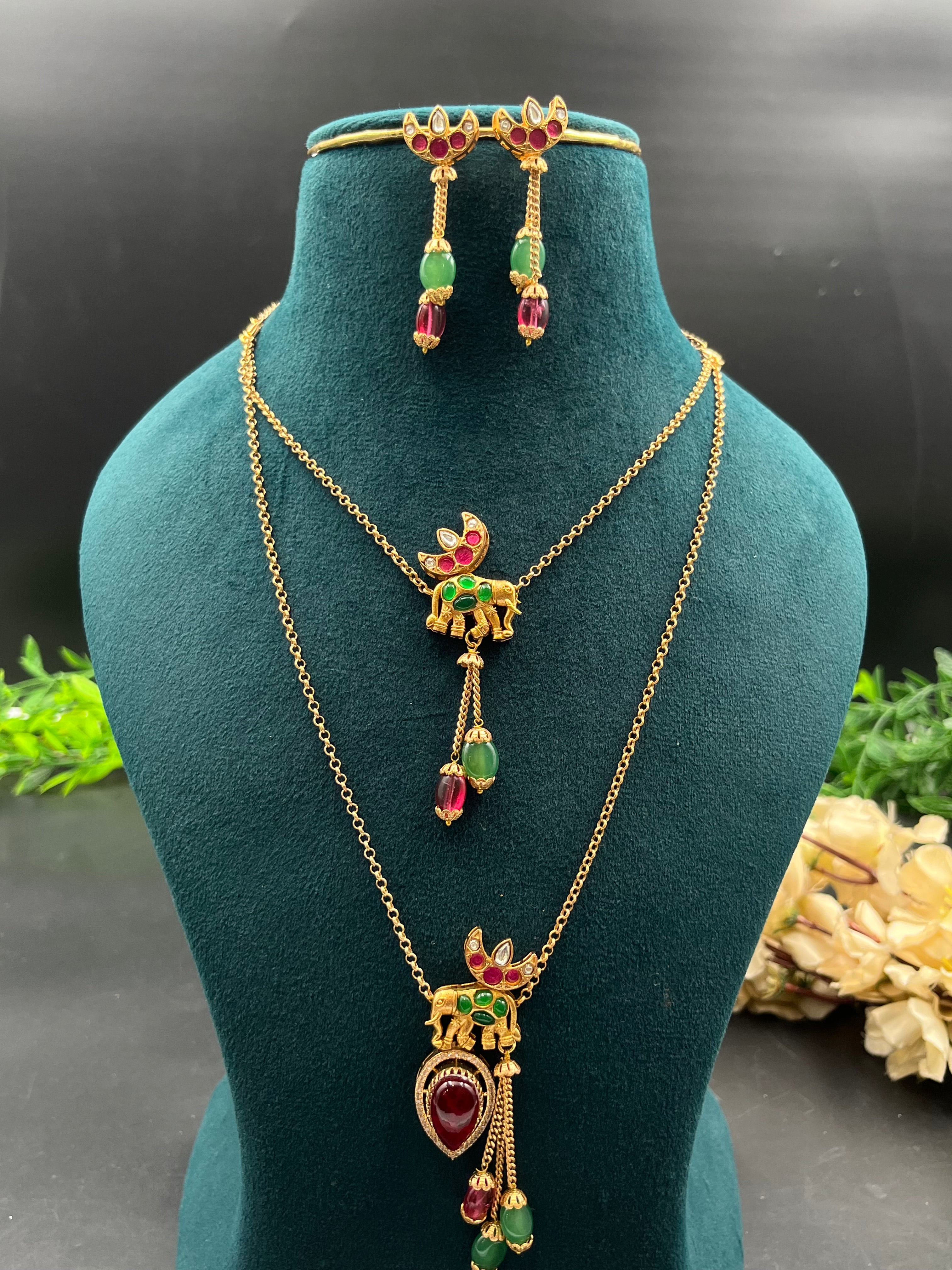 SUHANA NECKLACE