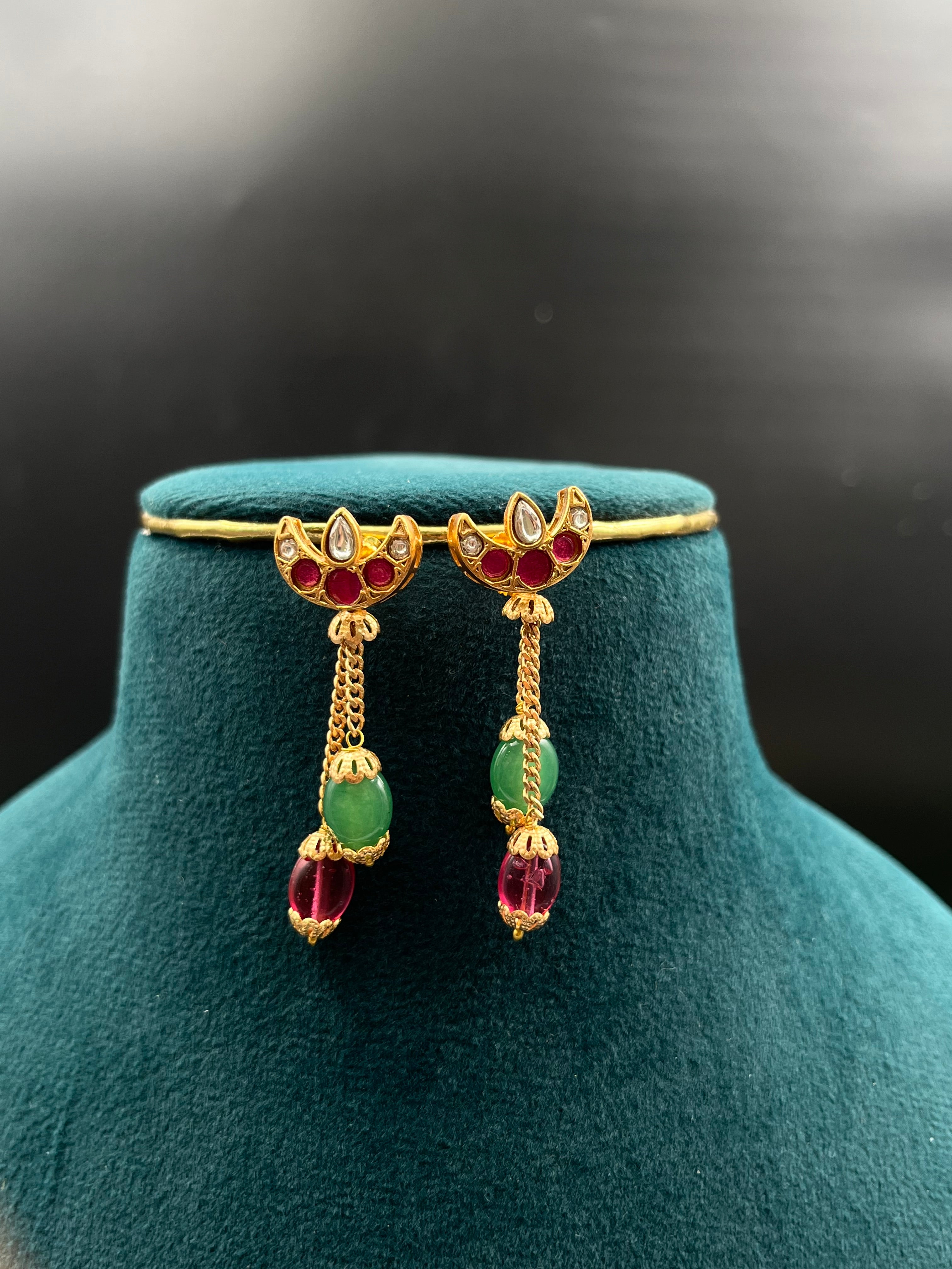 SUHANA NECKLACE