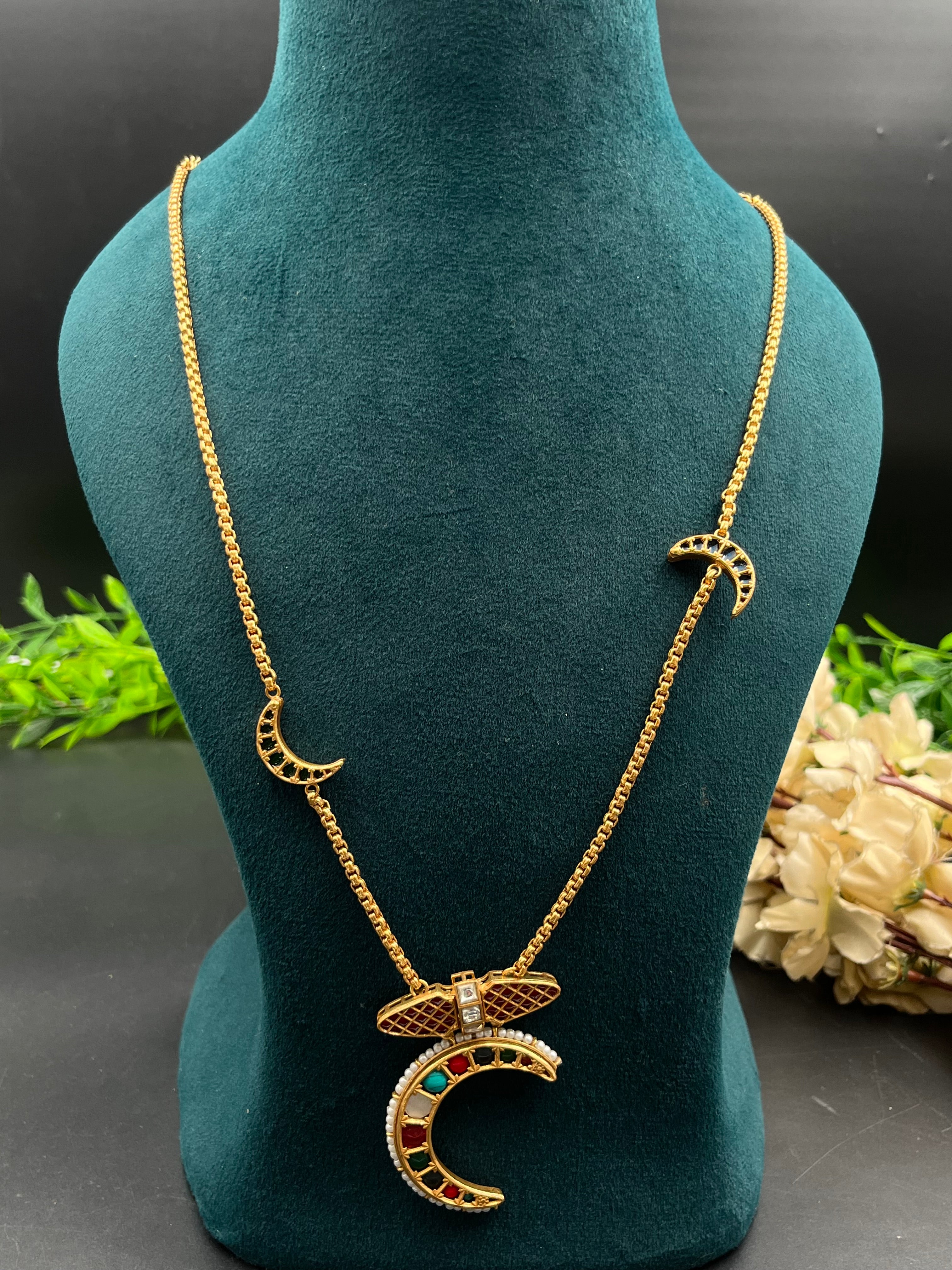 SAKSHI NECKLACE