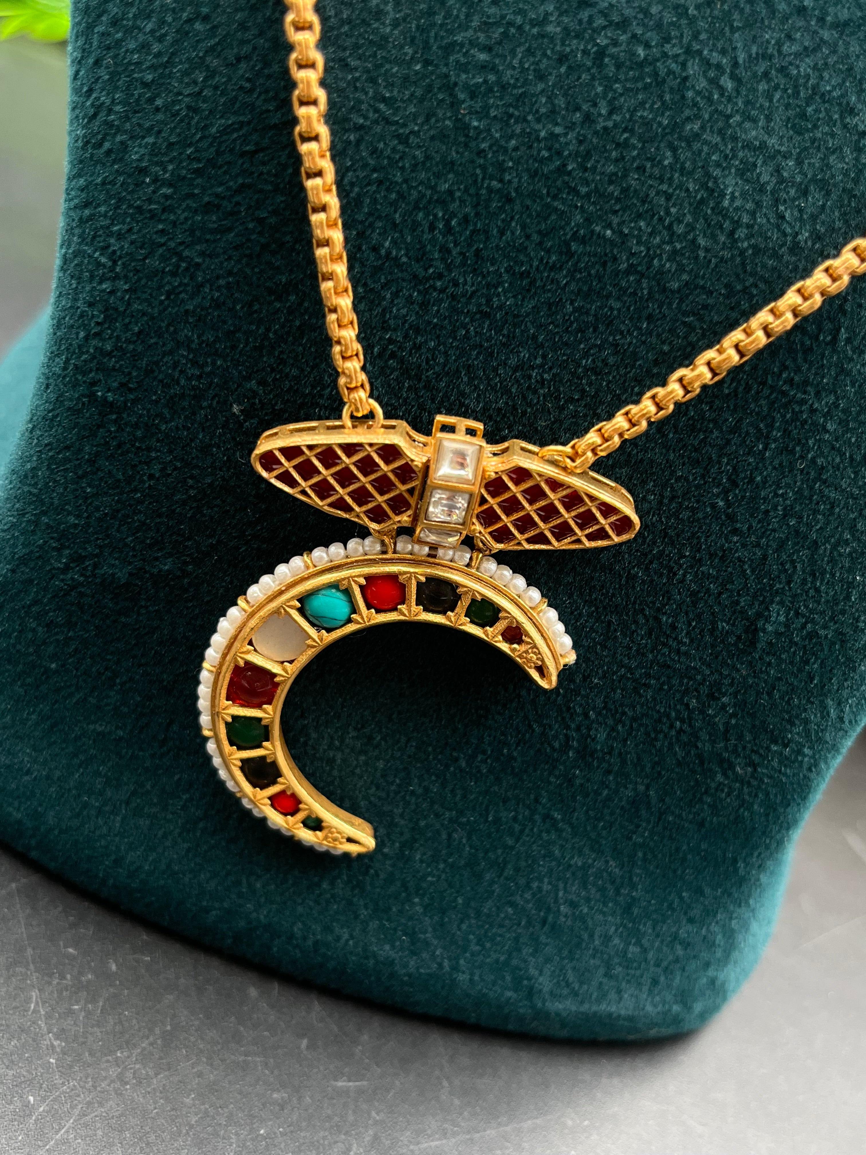 SAKSHI NECKLACE