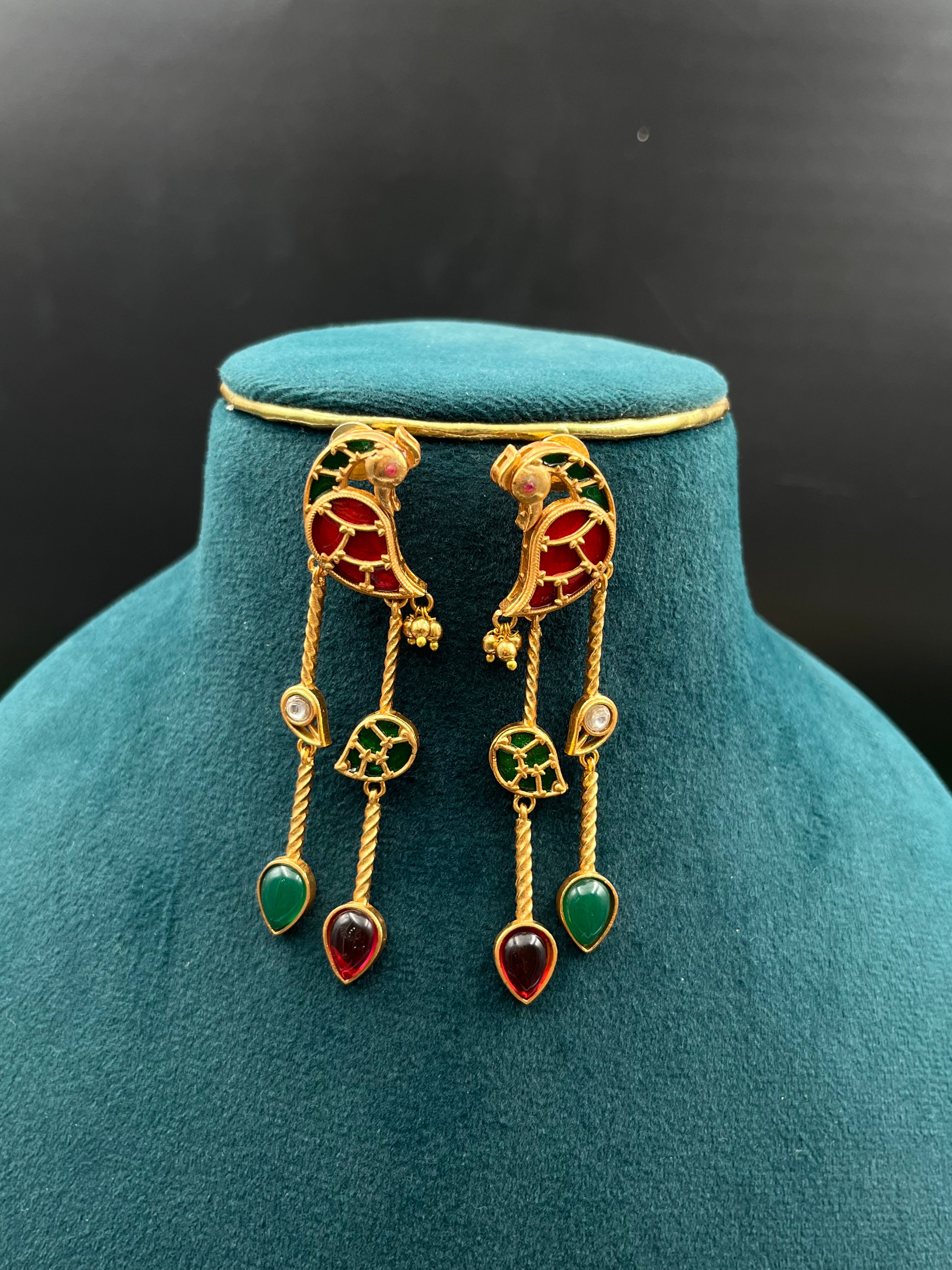TASHU NECKLACE