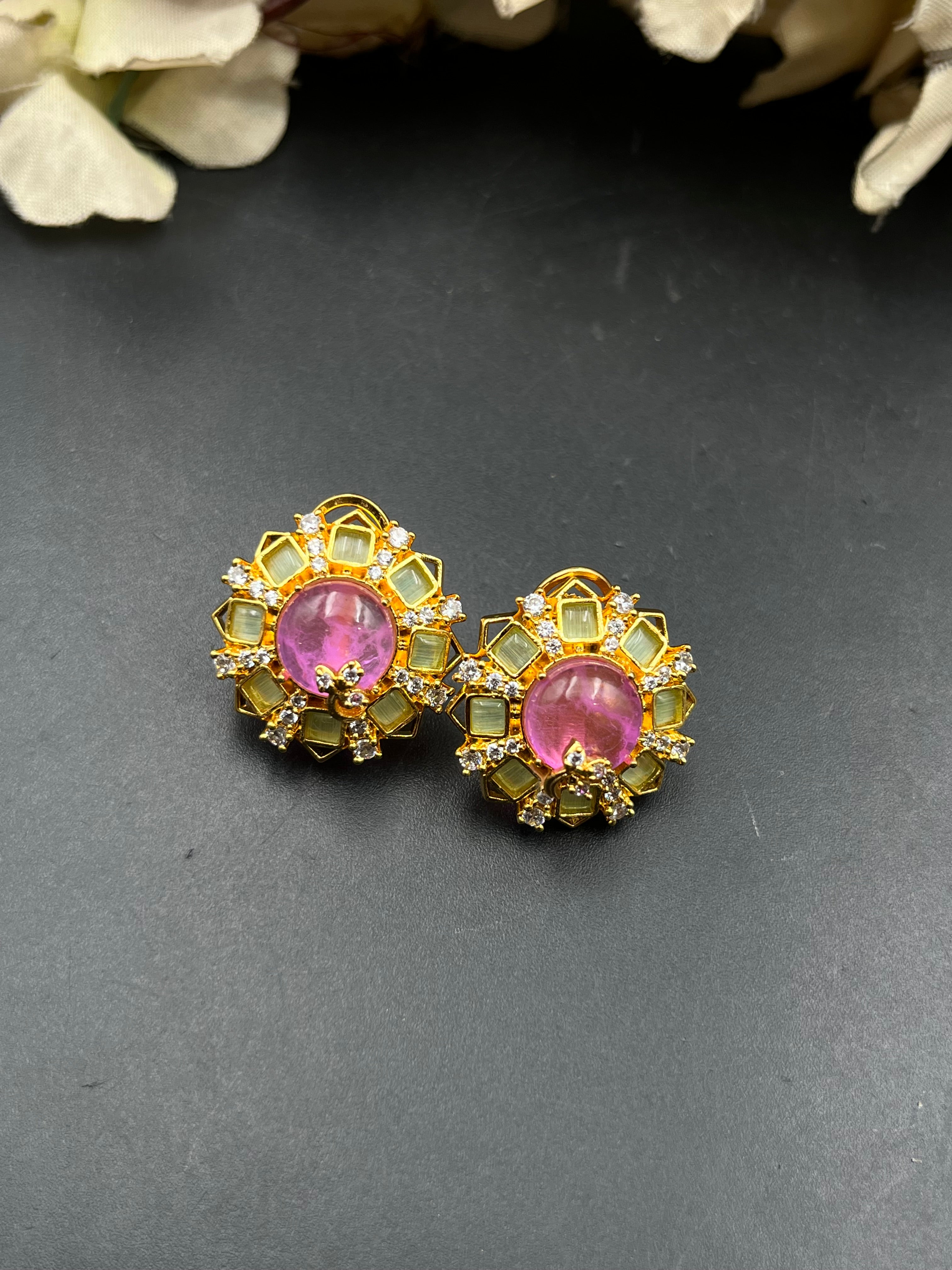 DENU EARRING