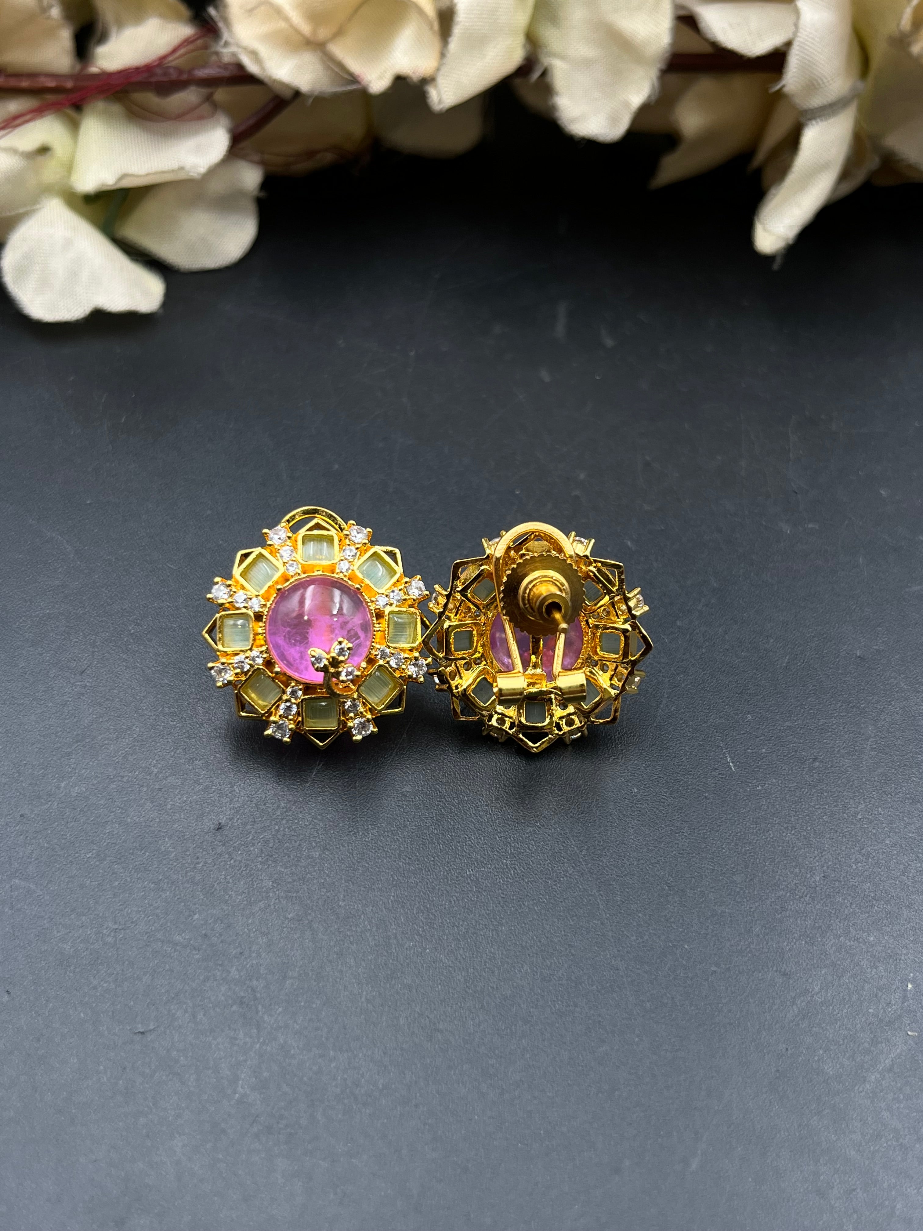 DENU EARRING