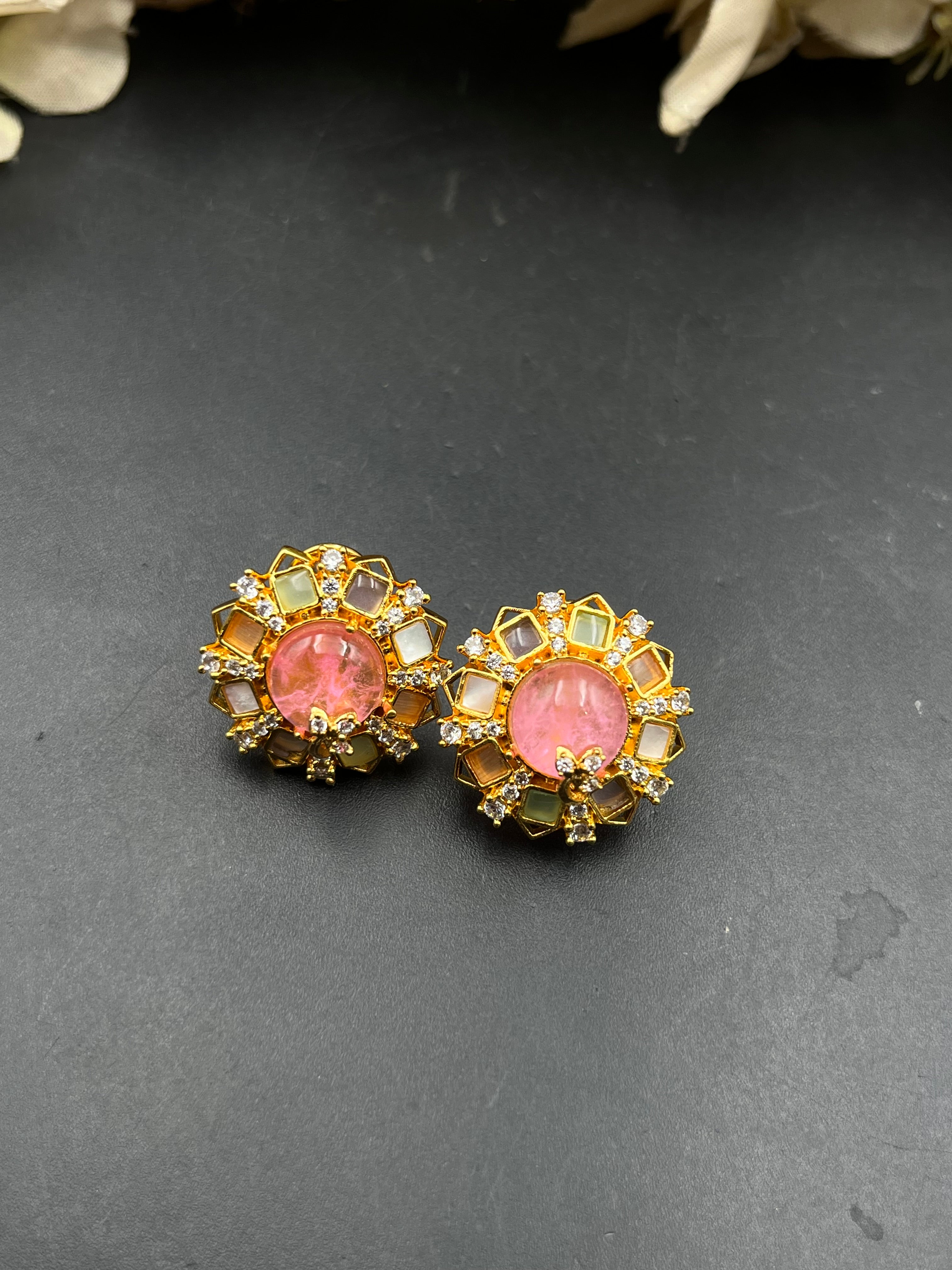 DENU EARRING