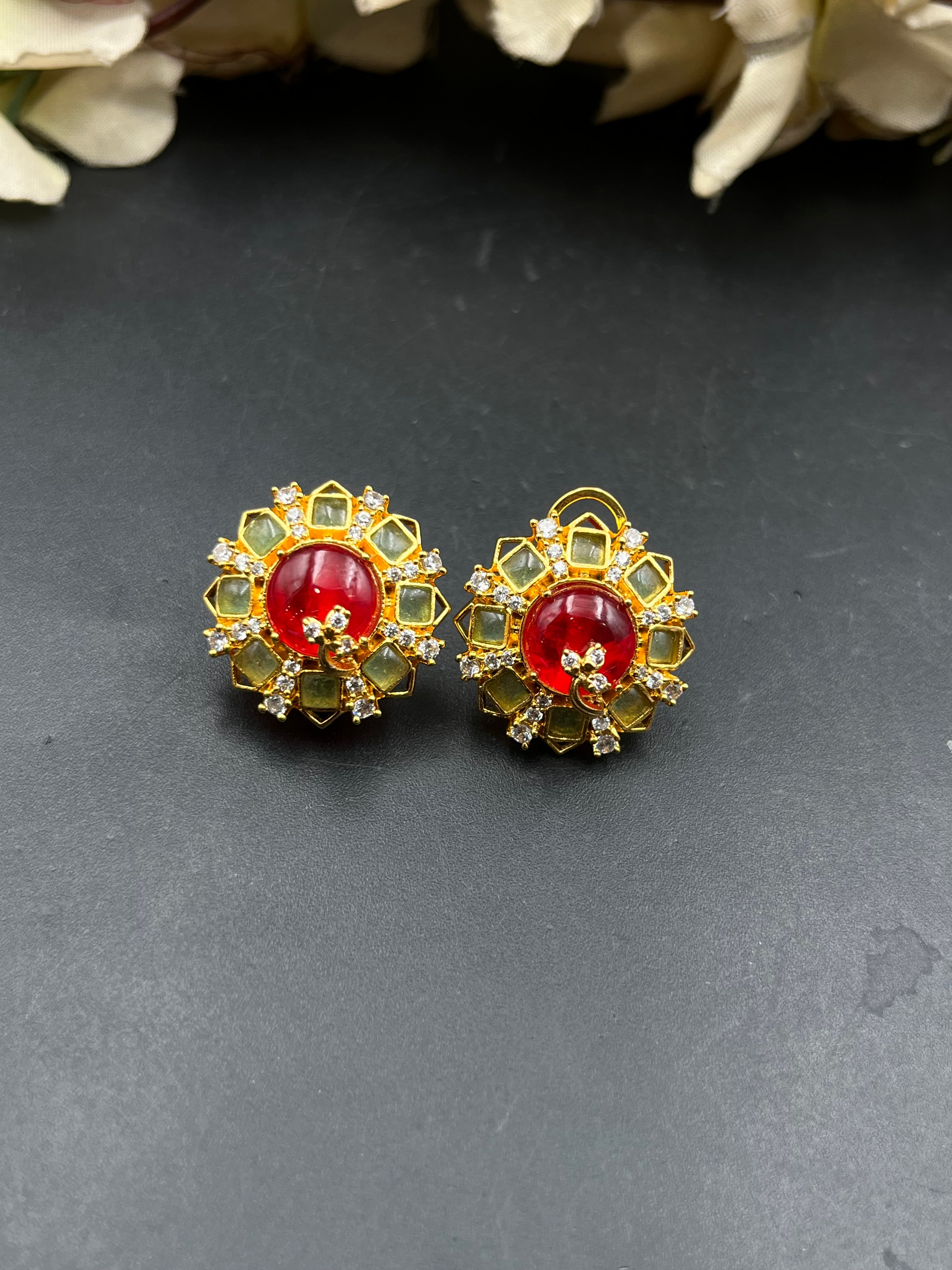 DENU EARRING