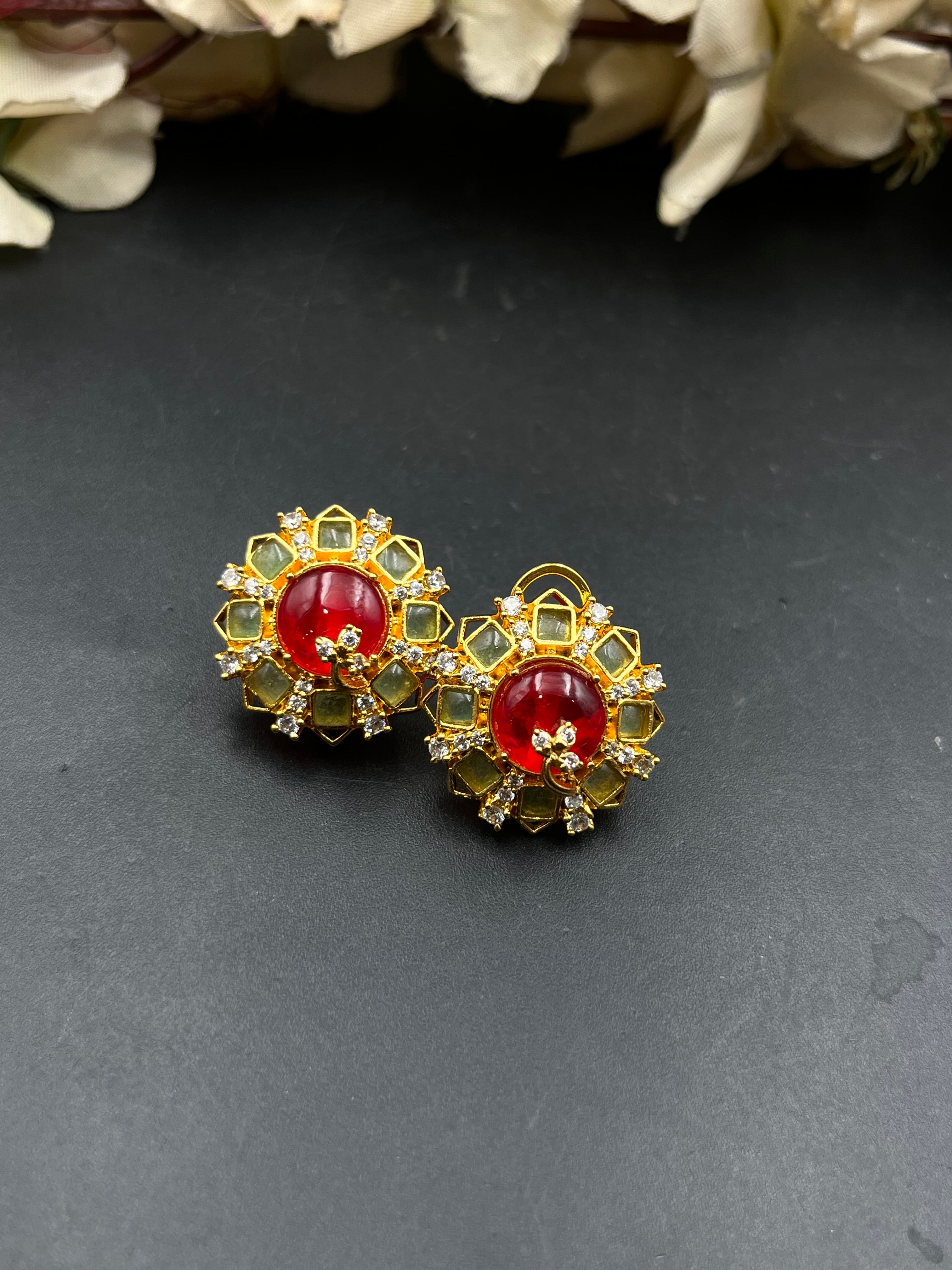 DENU EARRING