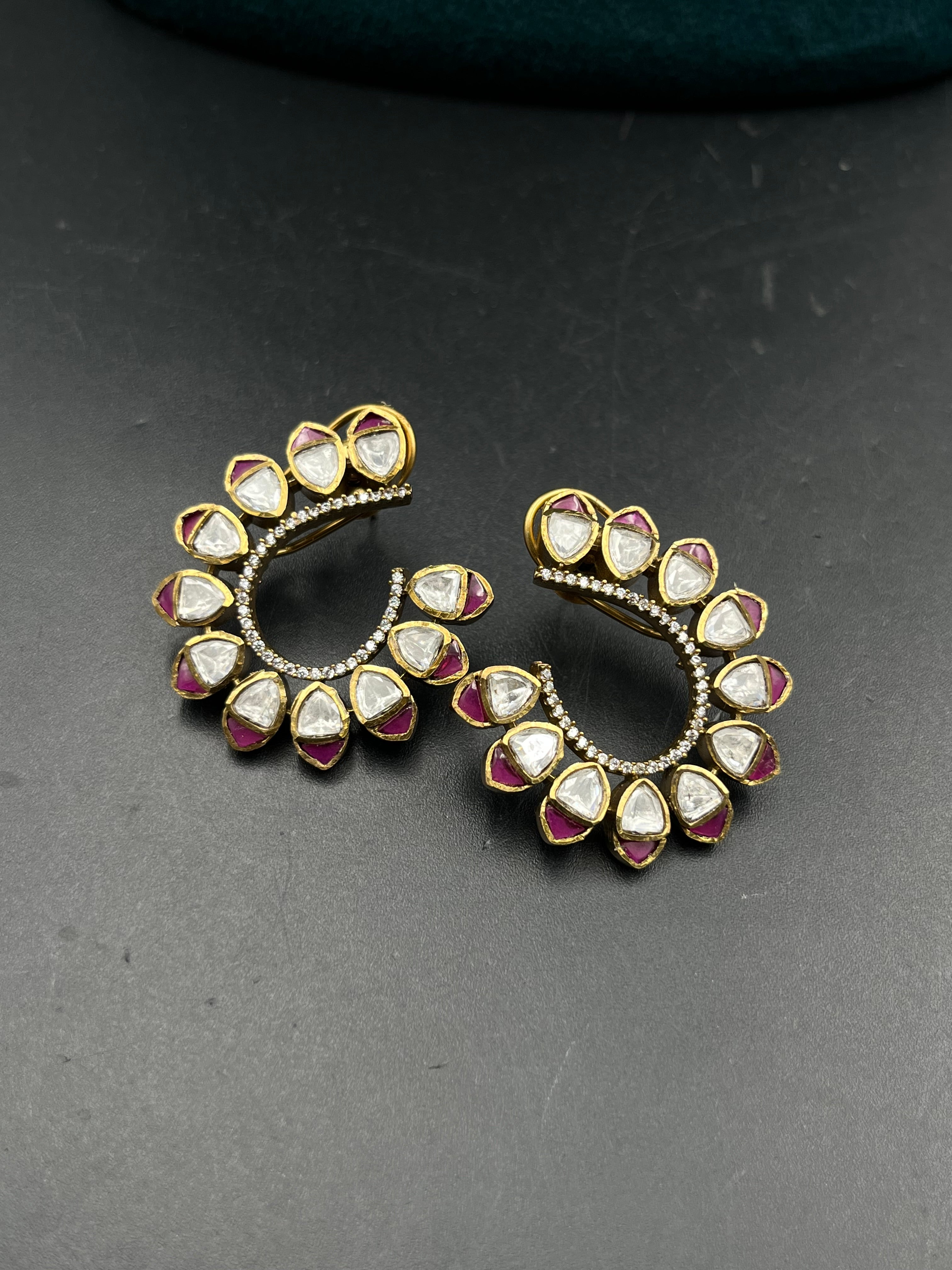 GAYUU  EARRING