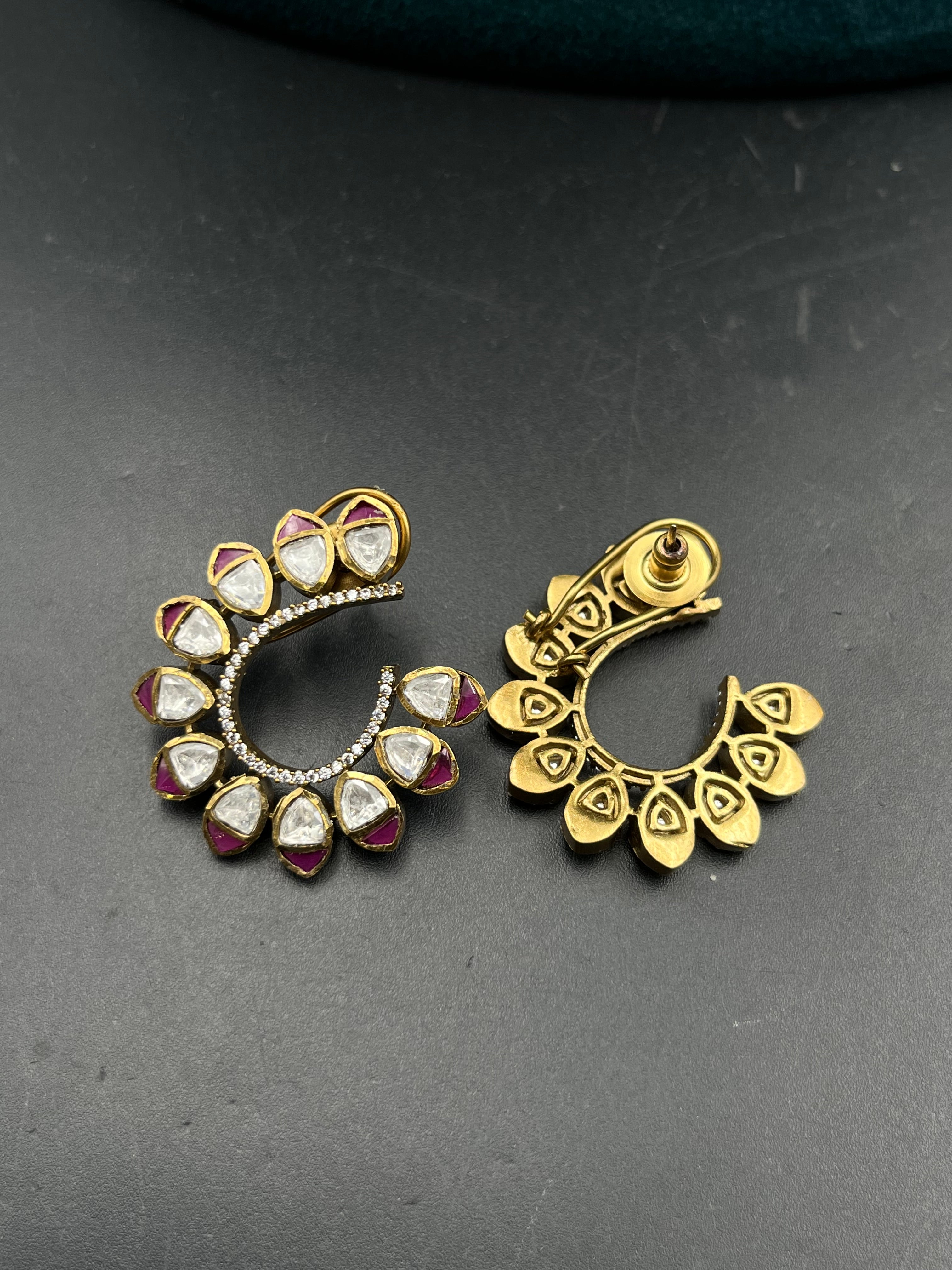 GAYUU  EARRING