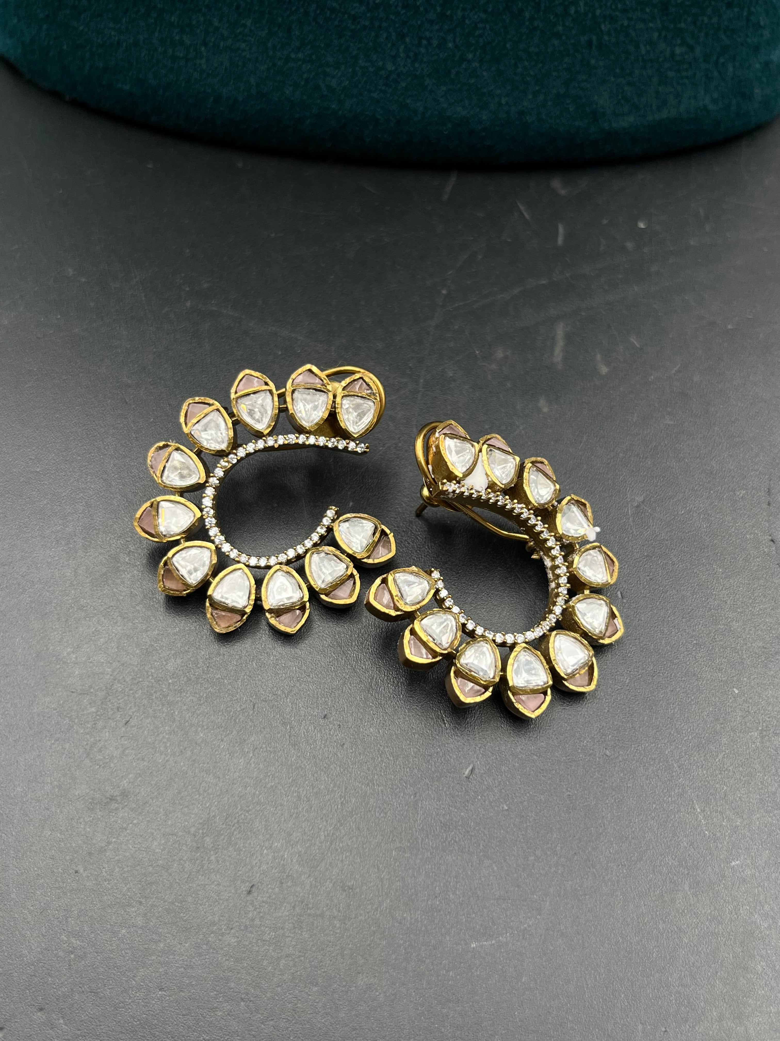 GAYUU  EARRING
