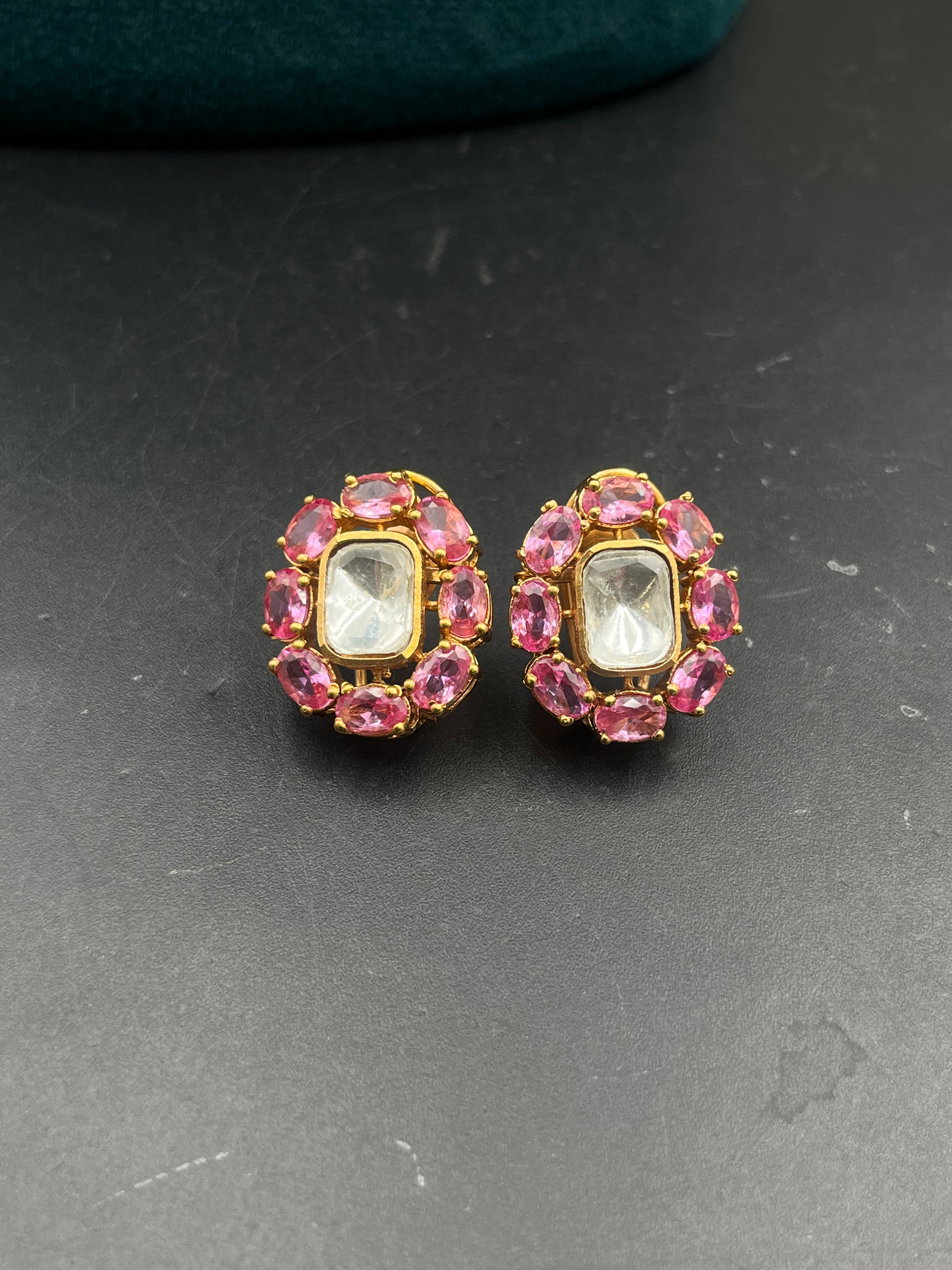 MESU EARRING