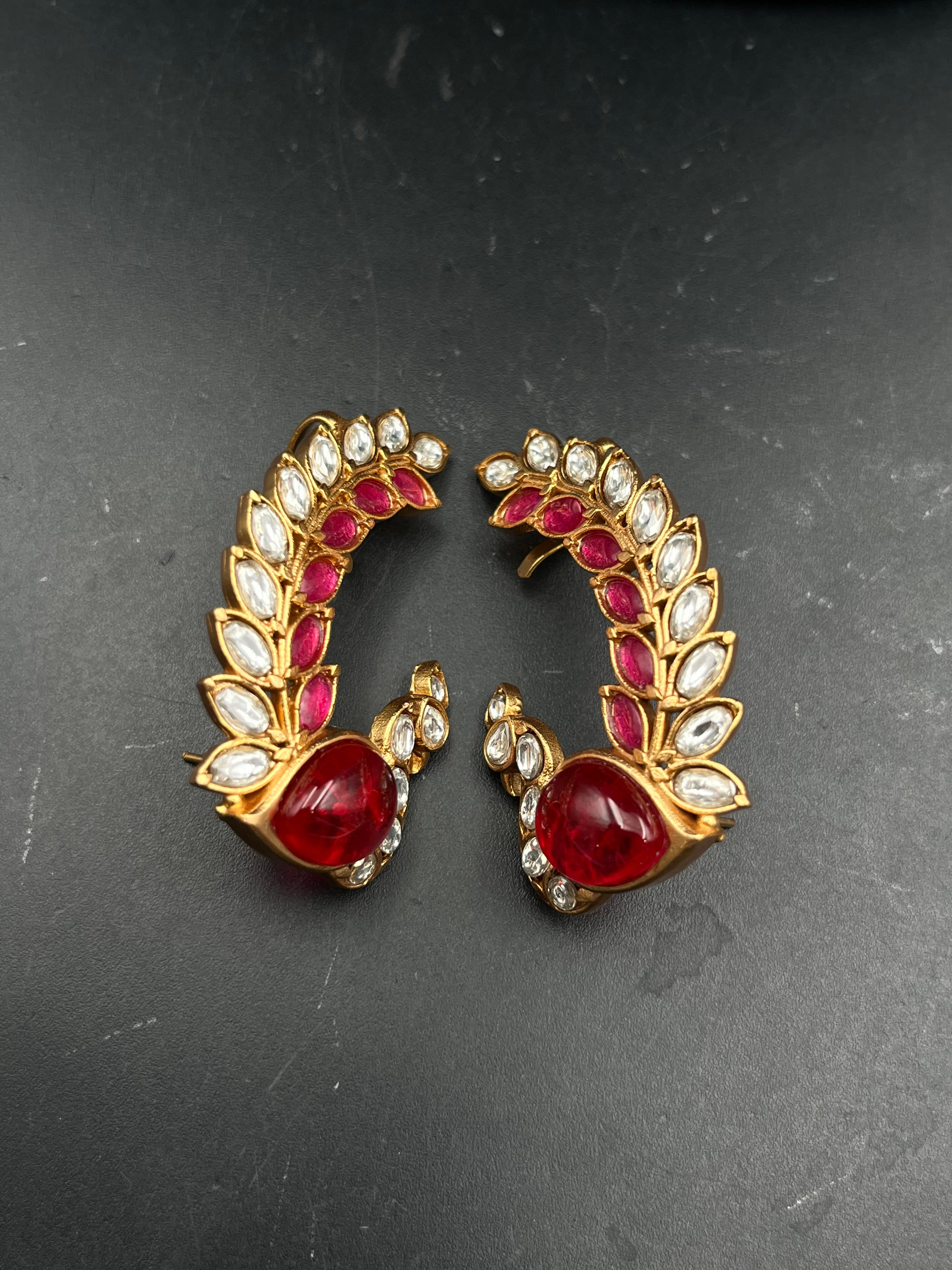 SUNHERA EARRING