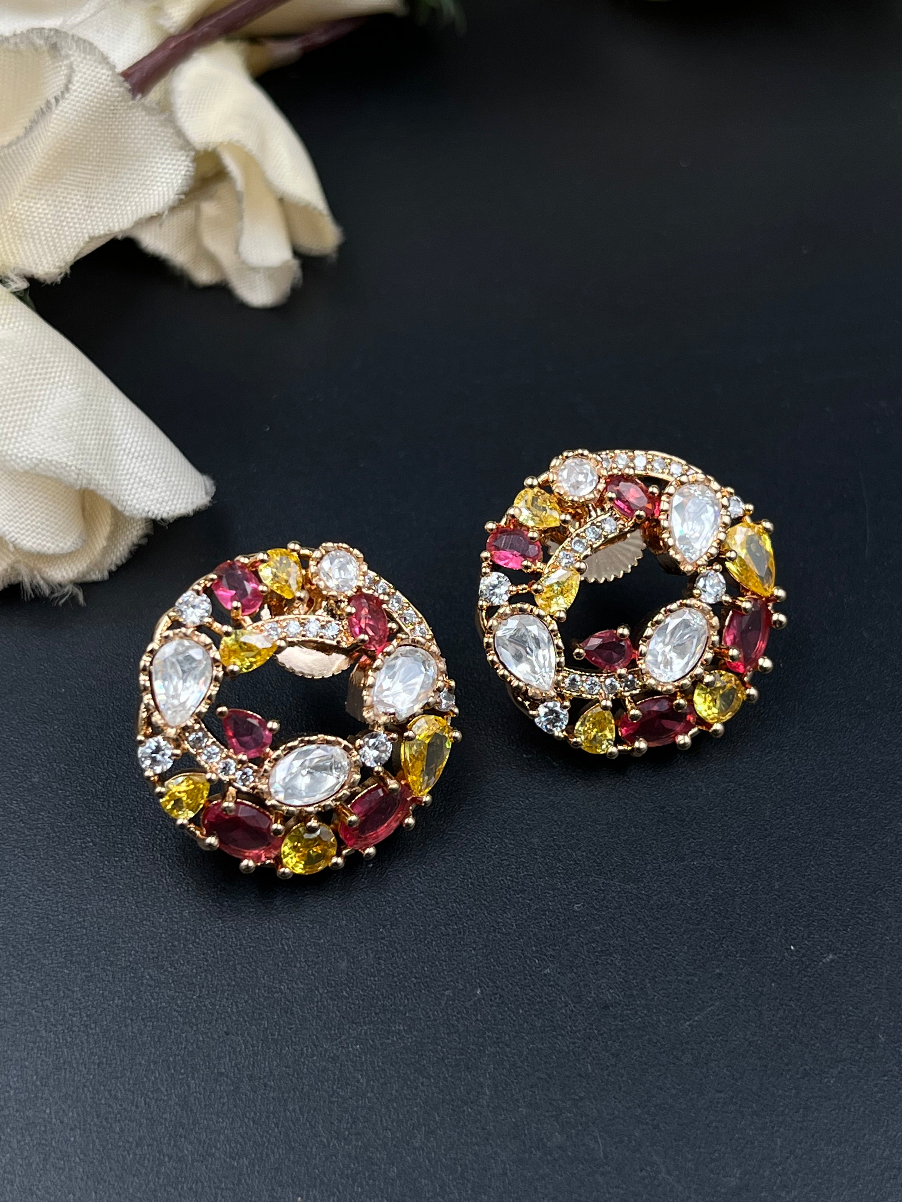 MIYAS PENDANT