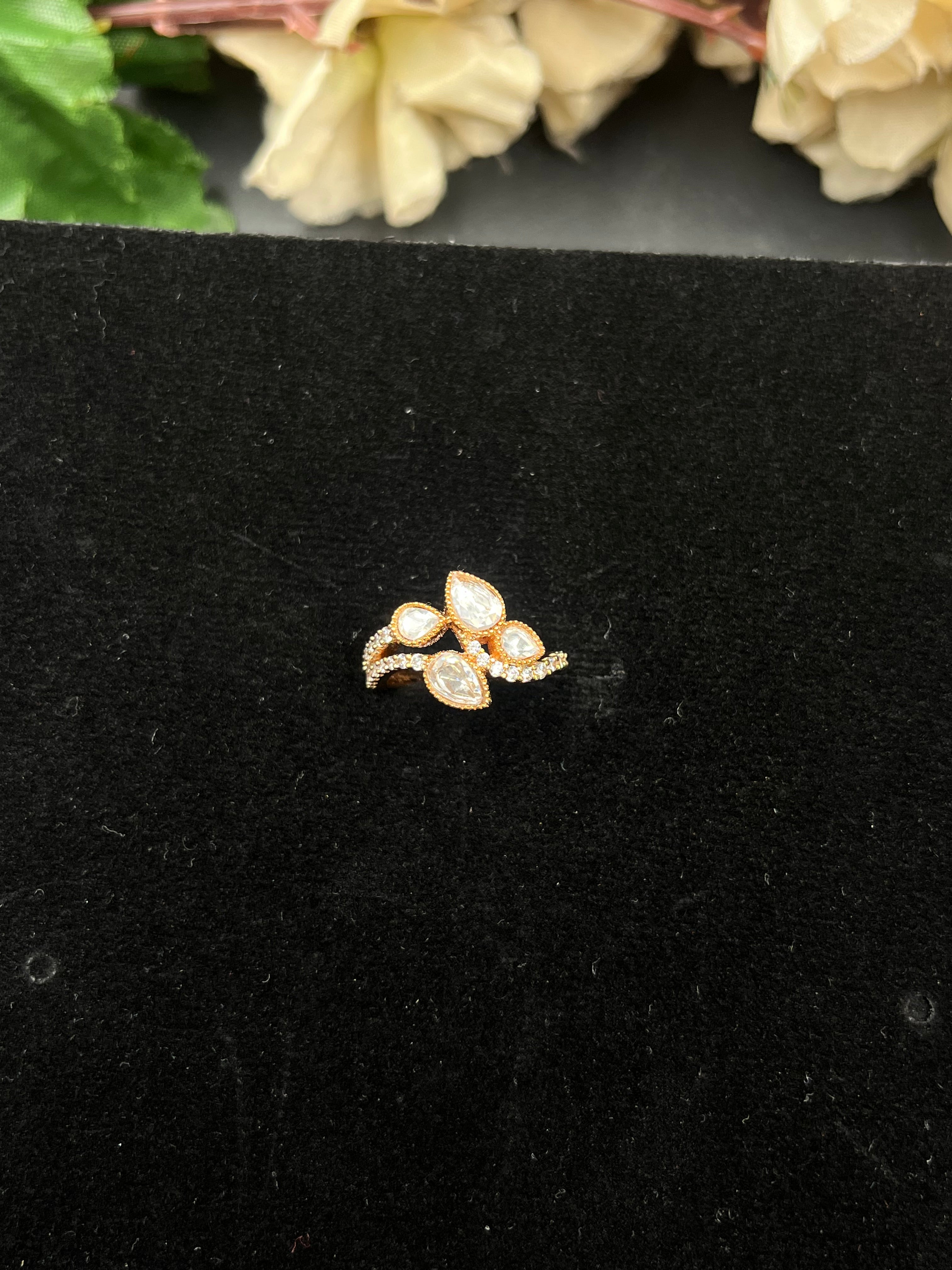 AARUNA RING