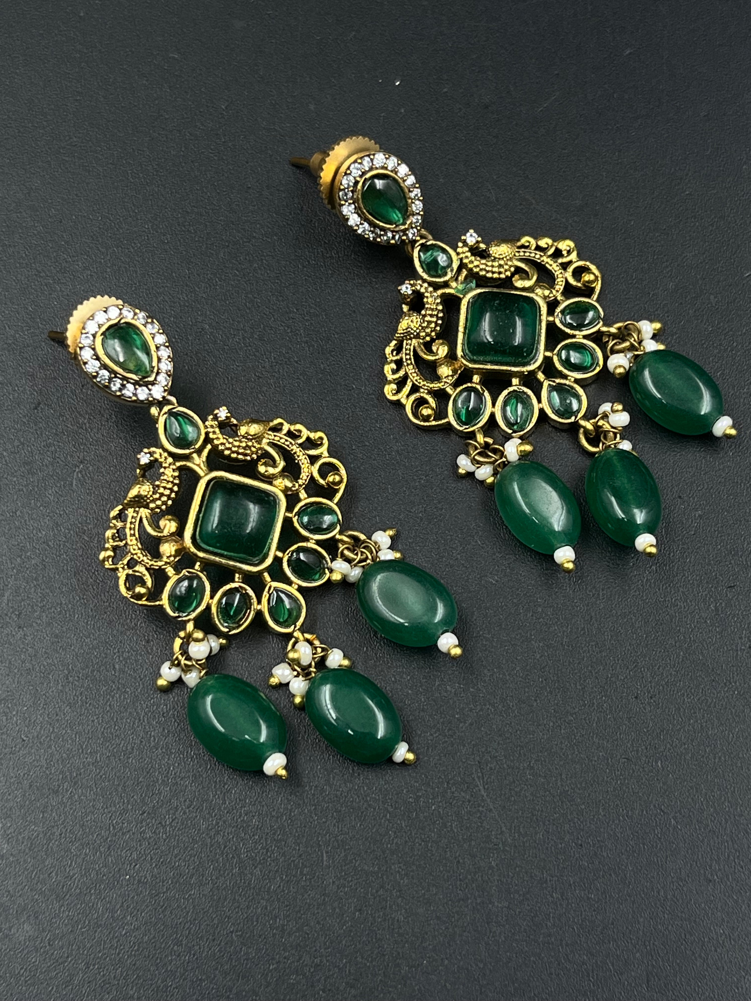 JIYA PENDANT