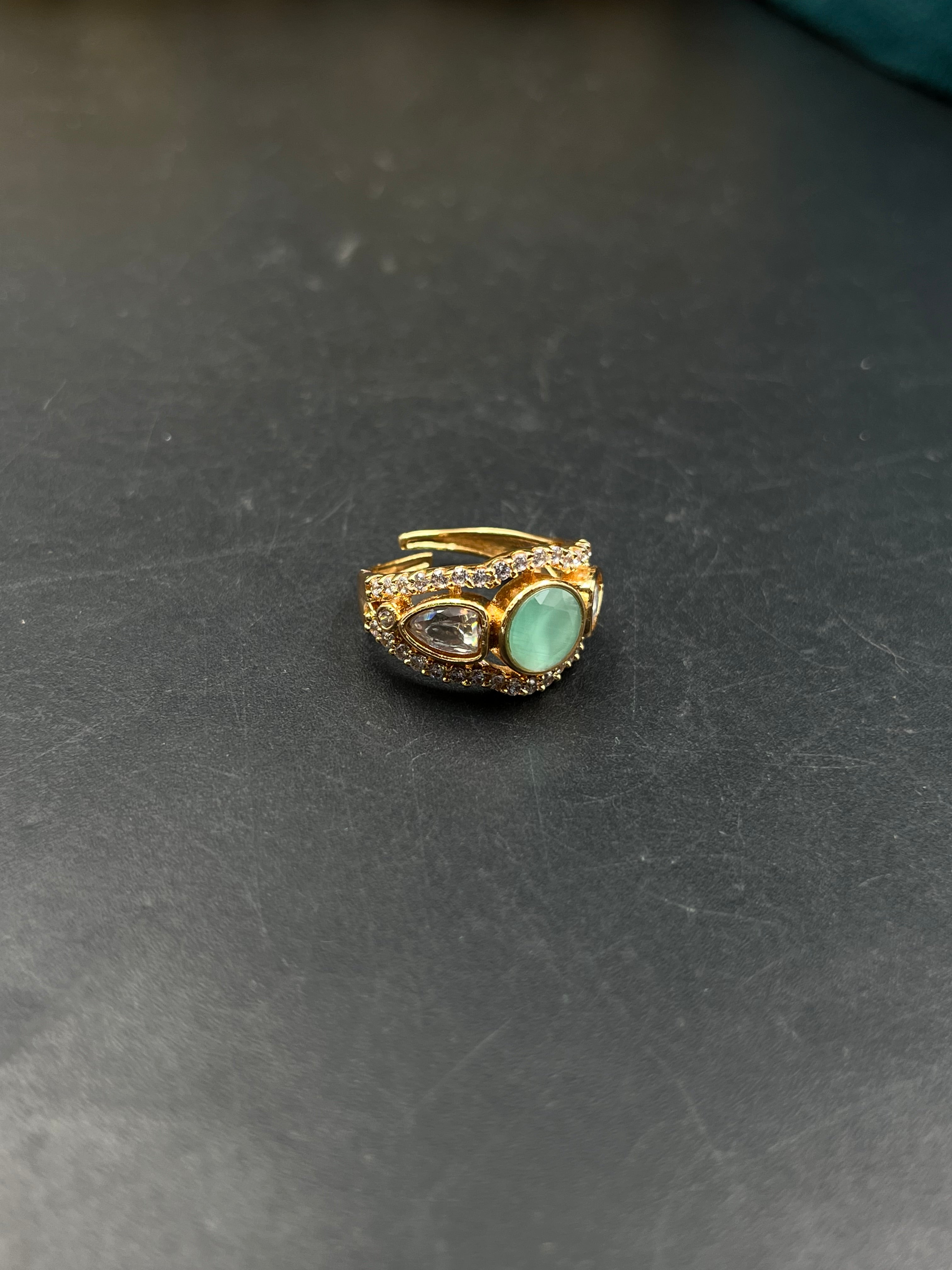 ZOHA RING