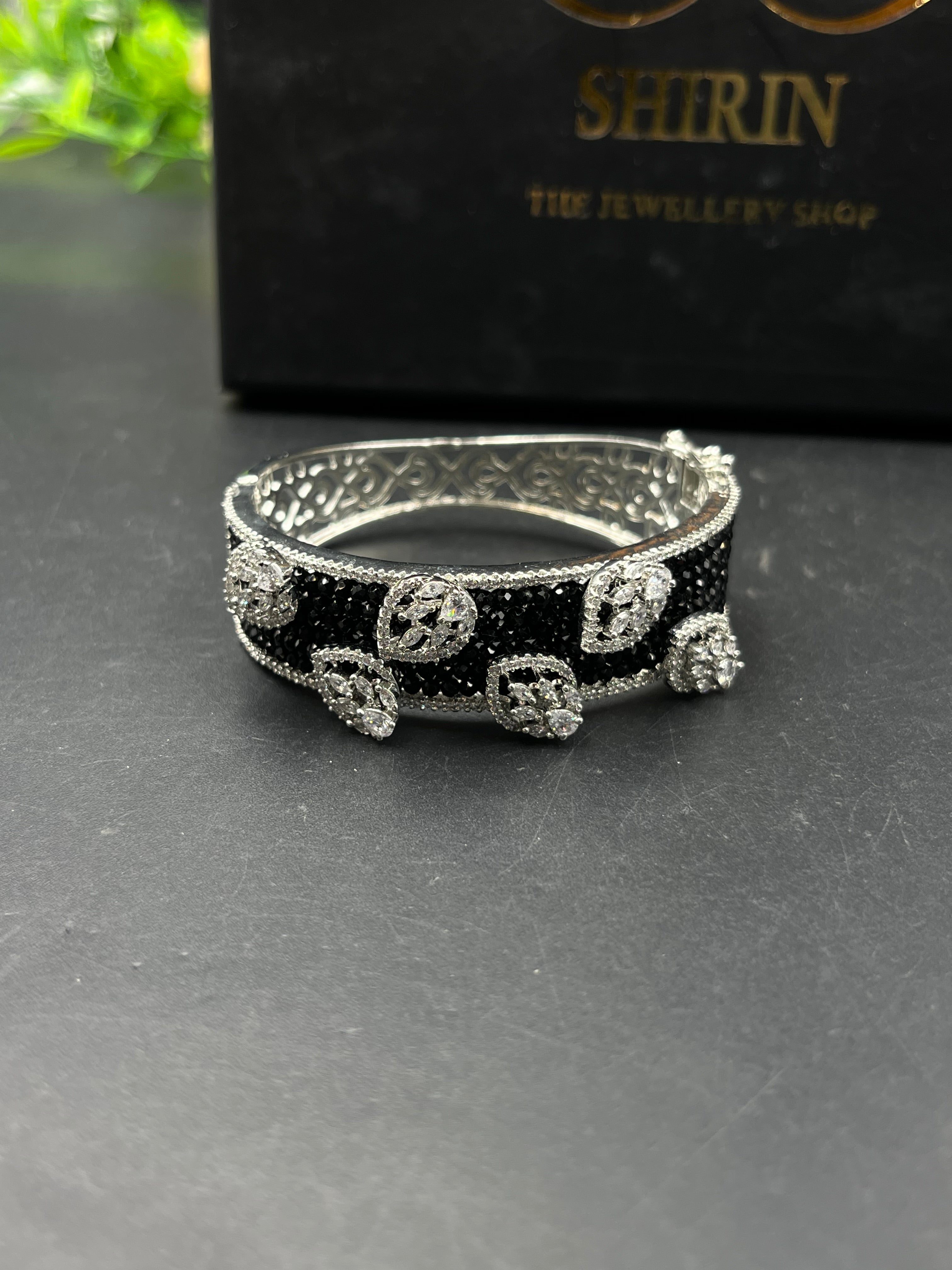 TRIU BRACELET