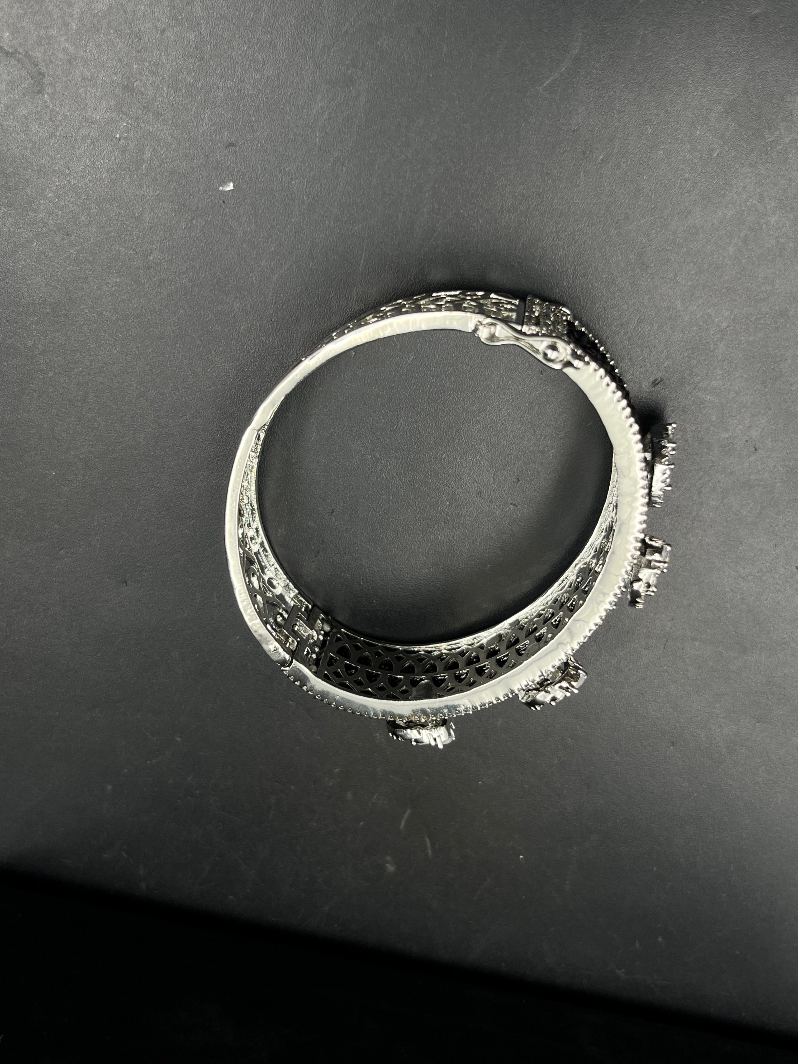 TRIU BRACELET