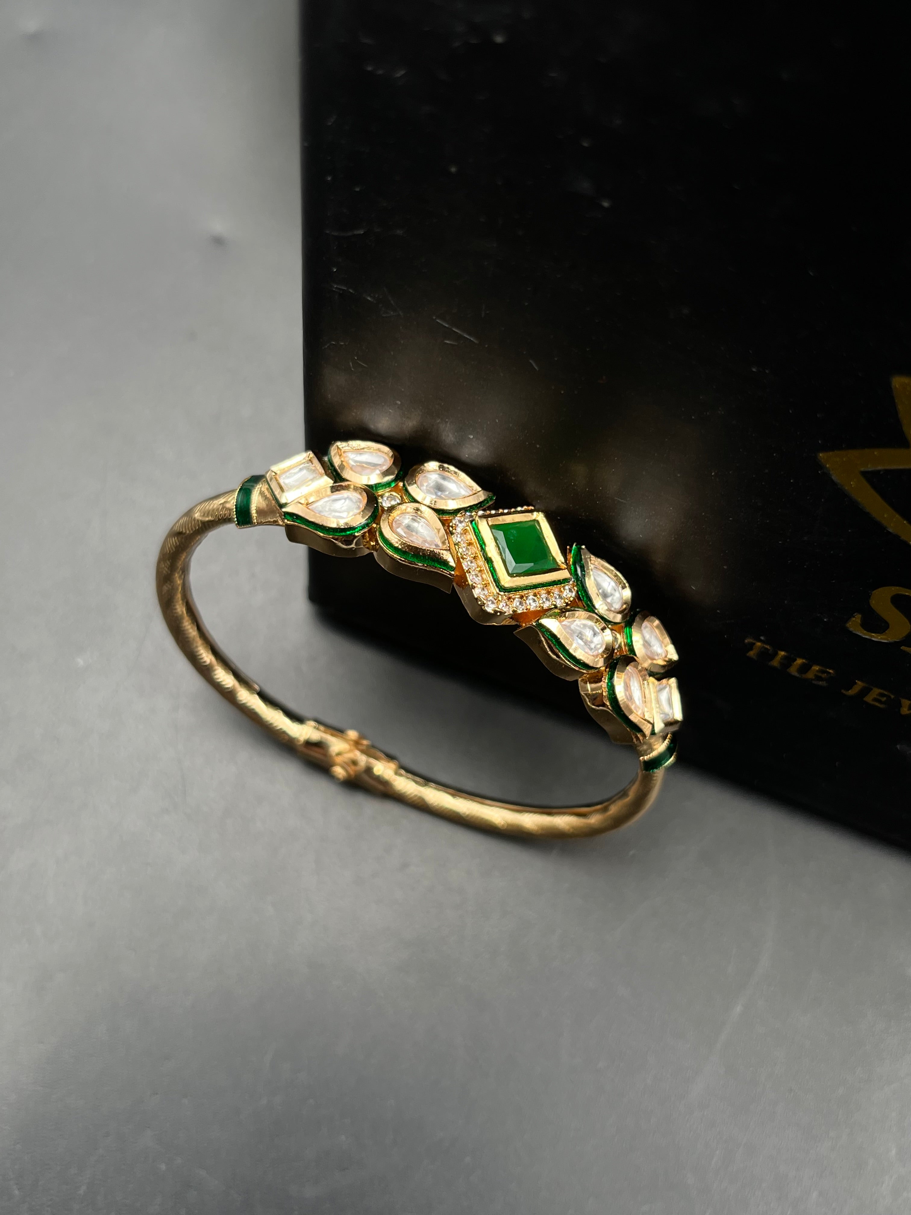 MERU BRACELET