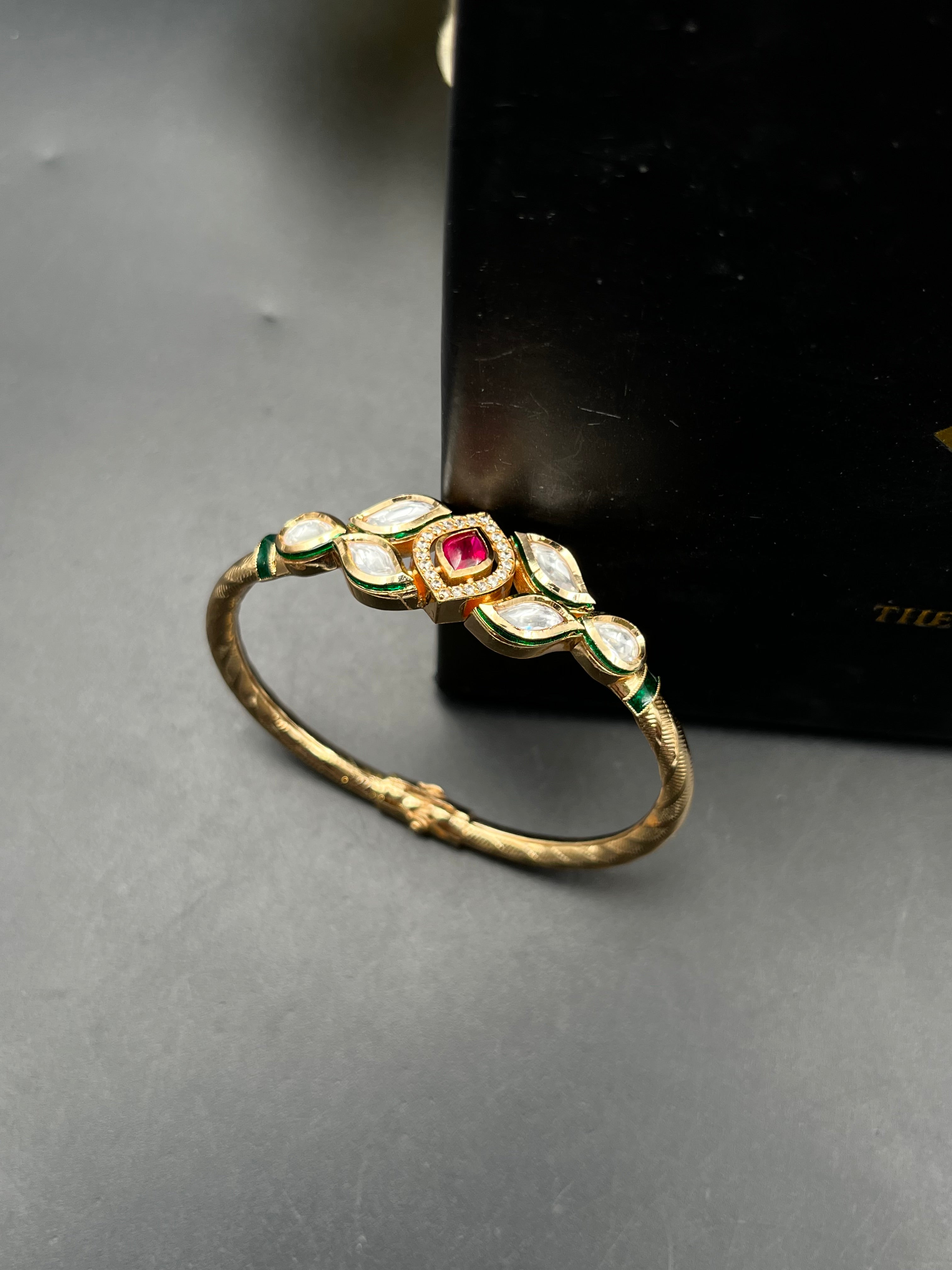 NEHU BRACELET