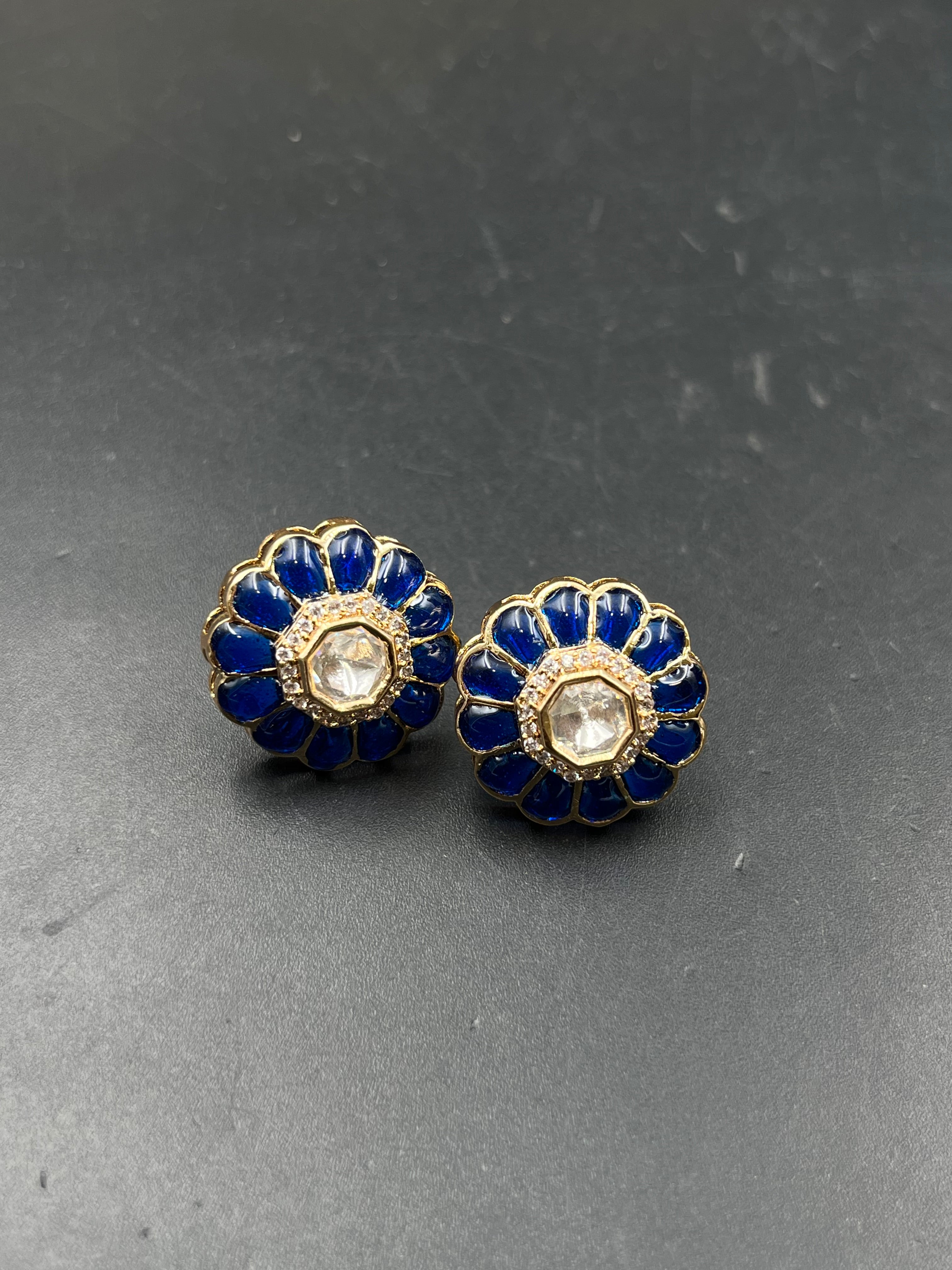 DIVYA EARRING