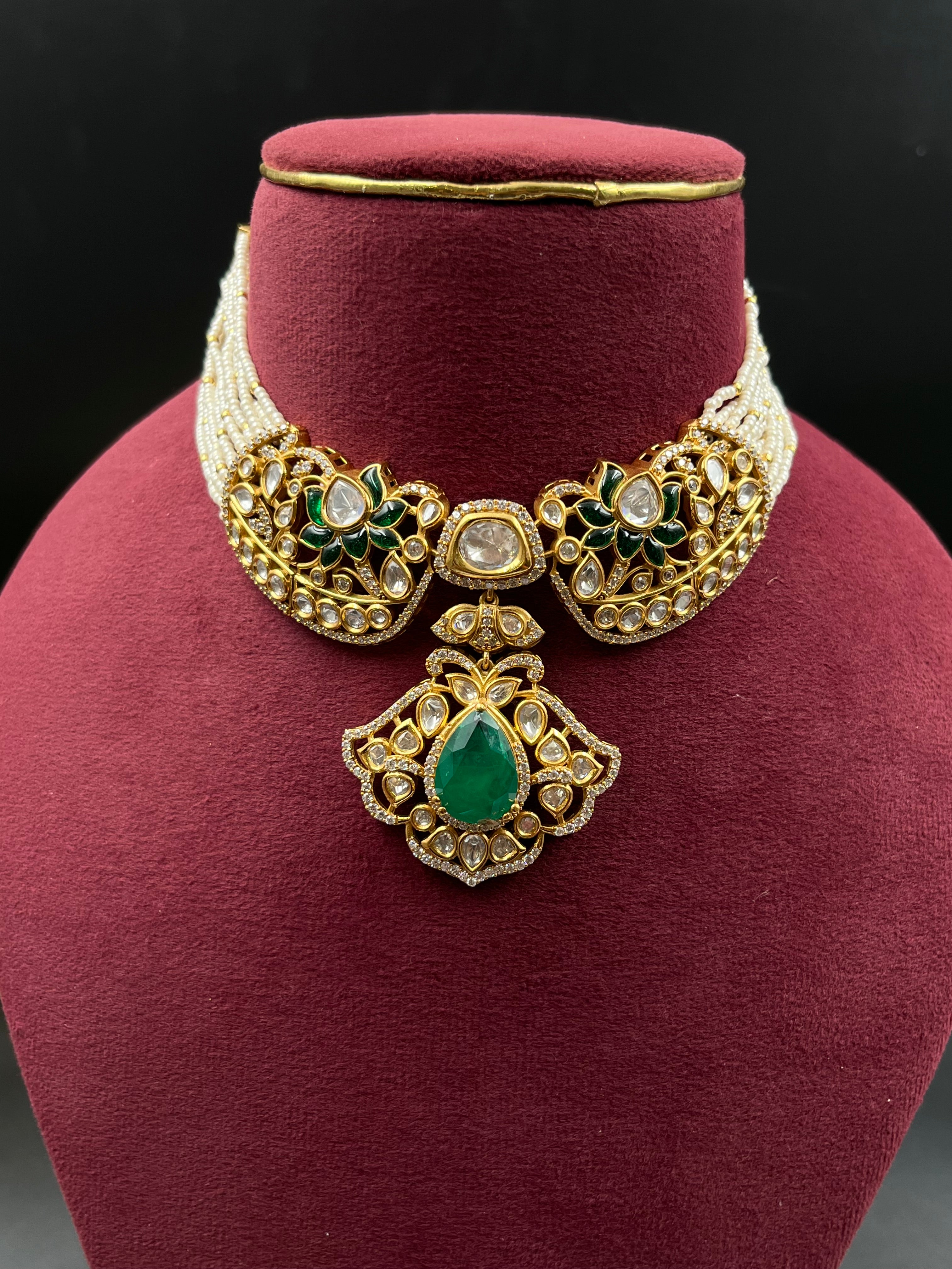 SHANU NECKLACE