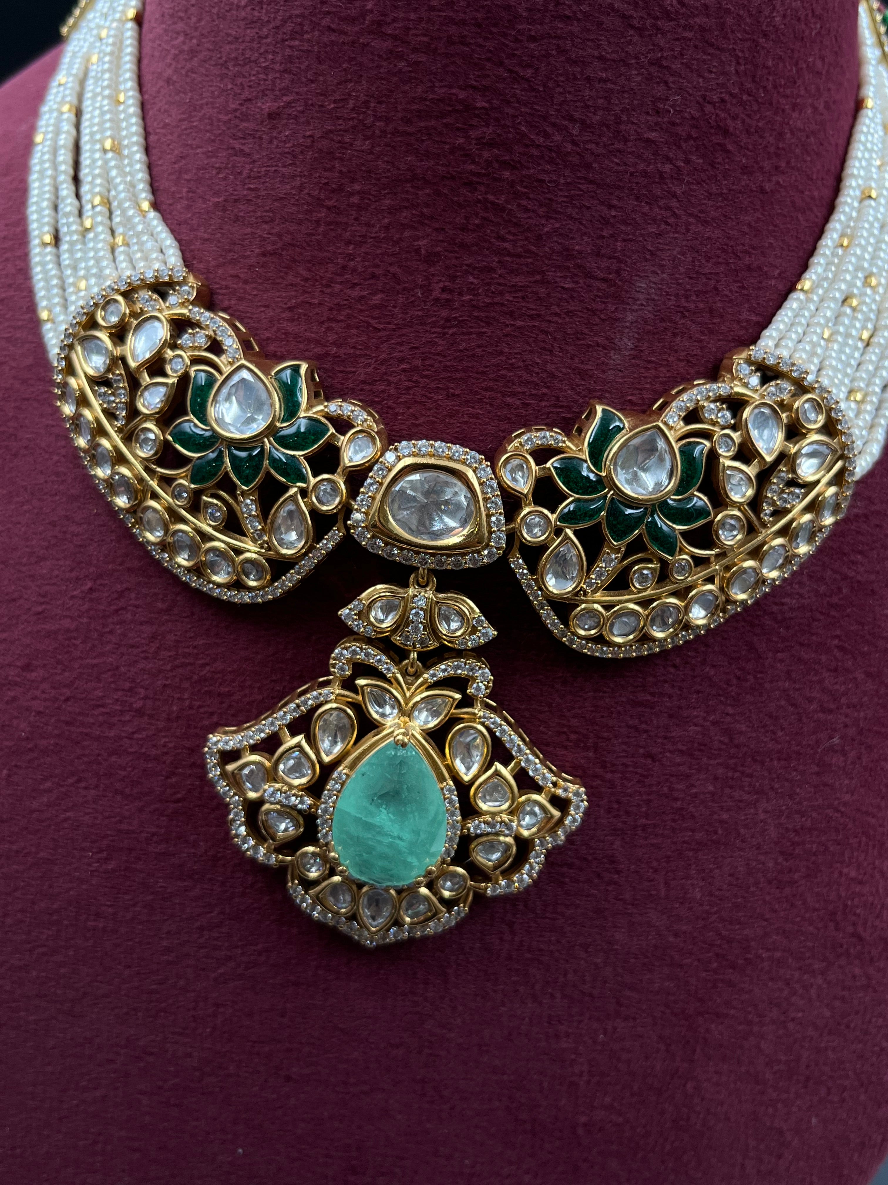 SHANU NECKLACE