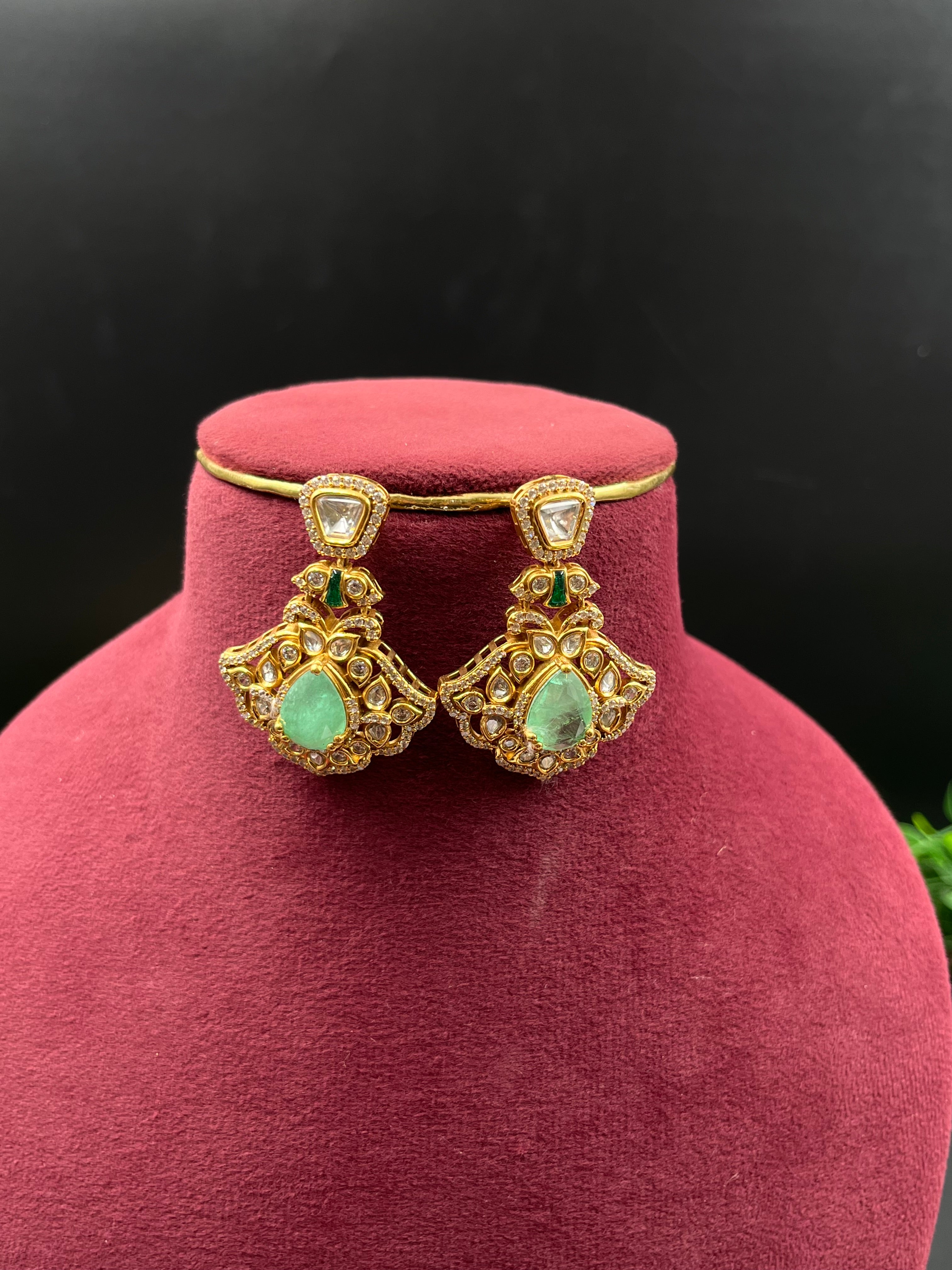 SHANU NECKLACE