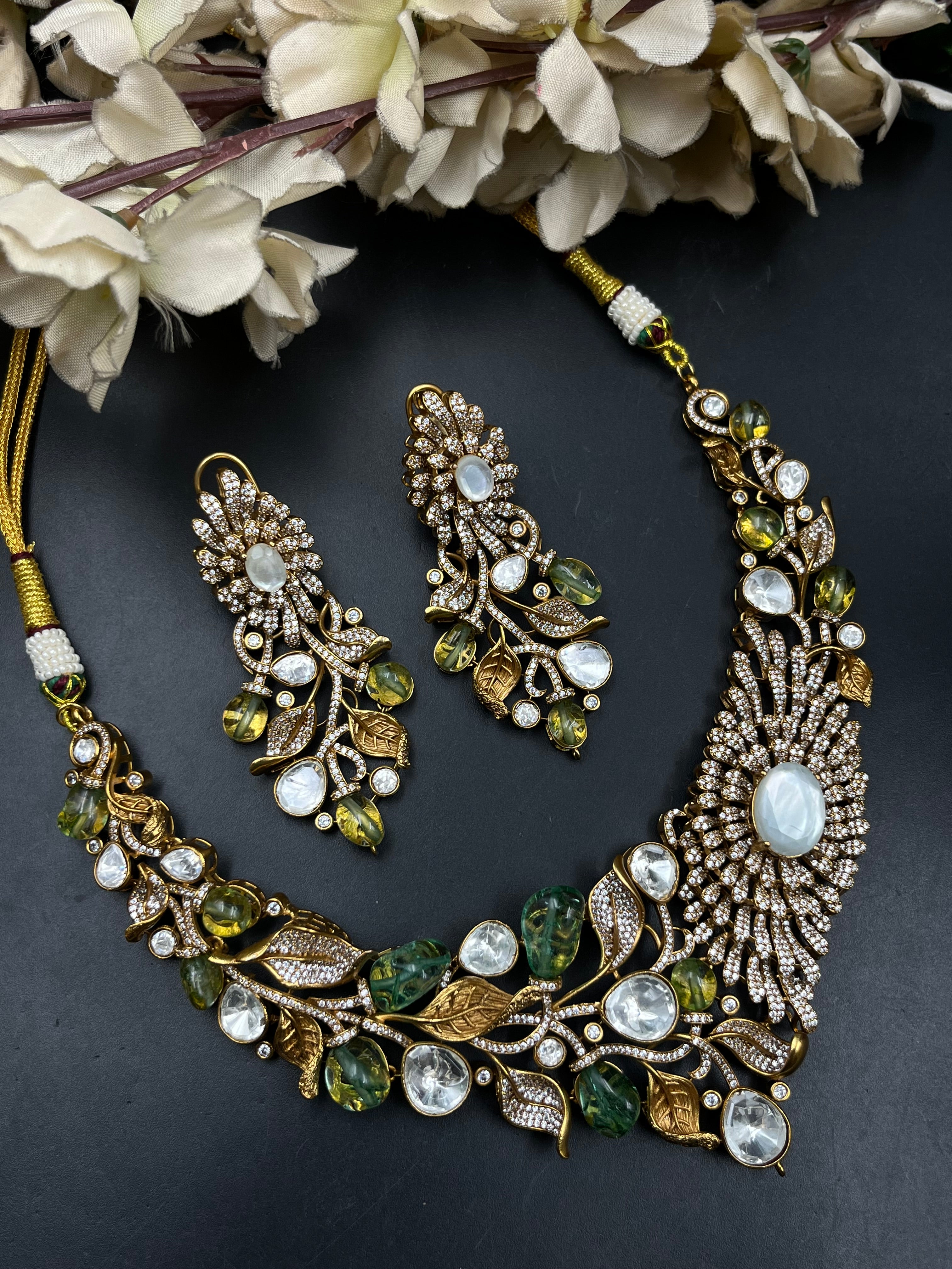 SOBIYA NECKLACE