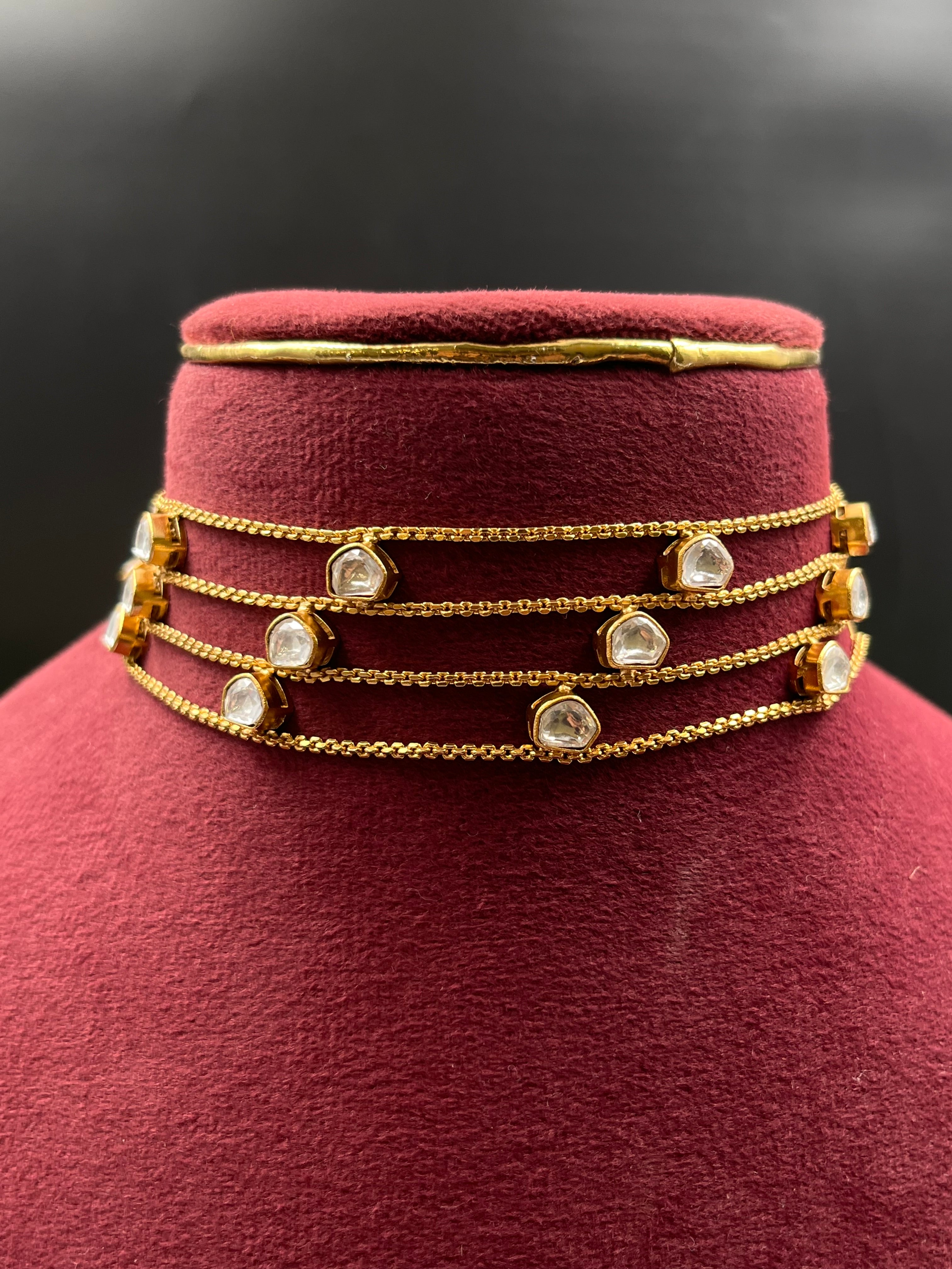ZOYA NECKLACE