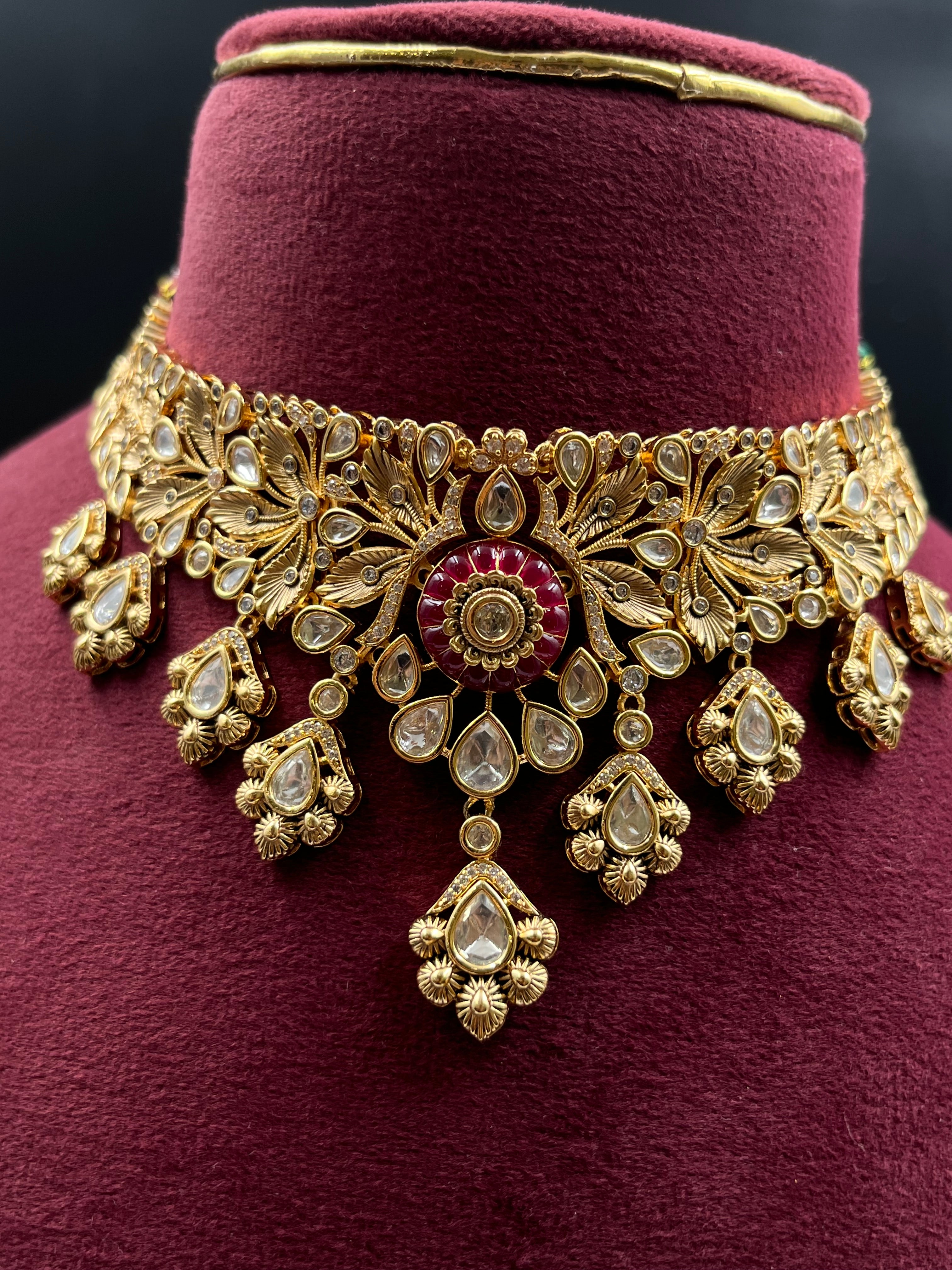 GORI NECKLACE