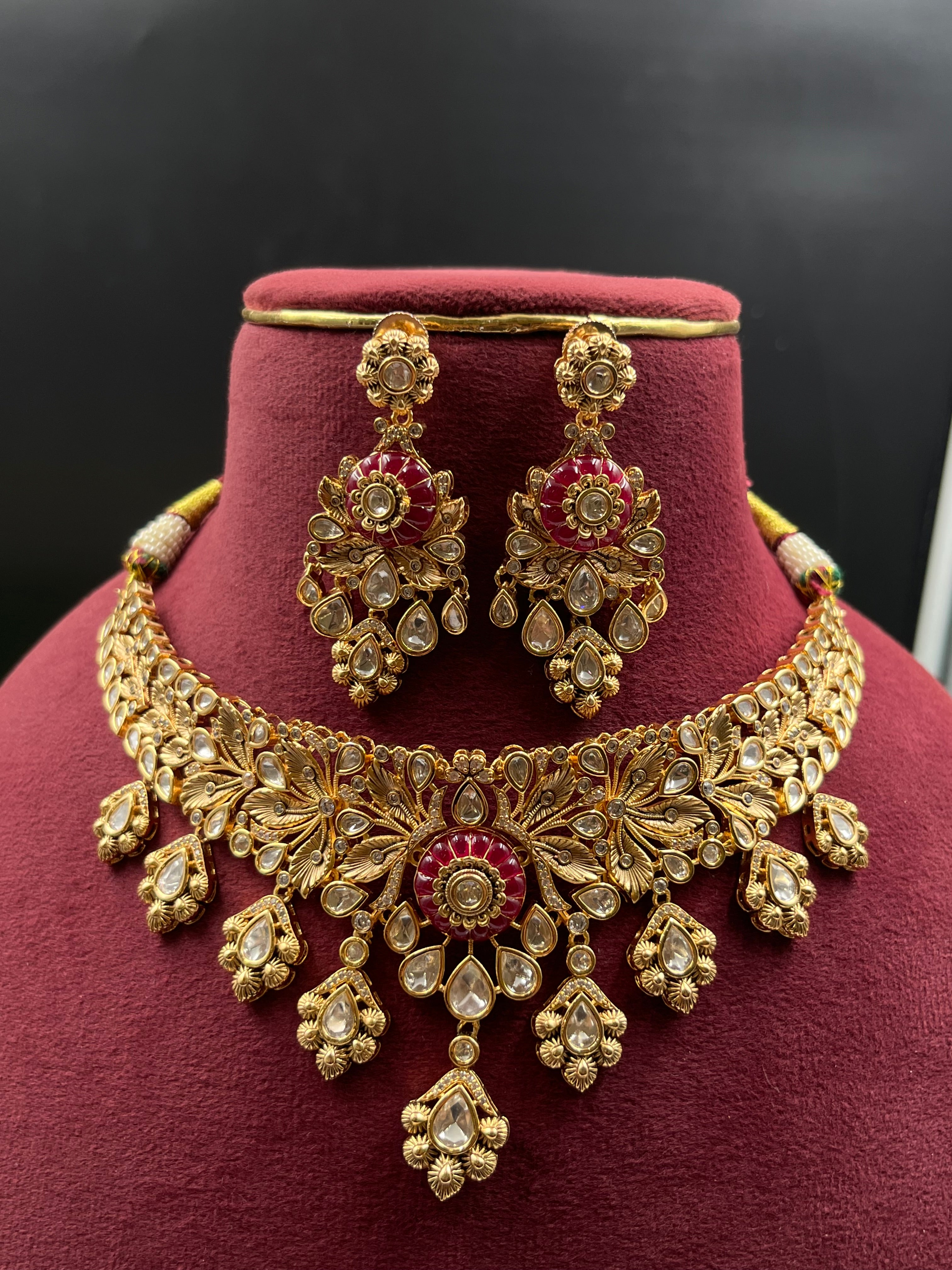GORI NECKLACE